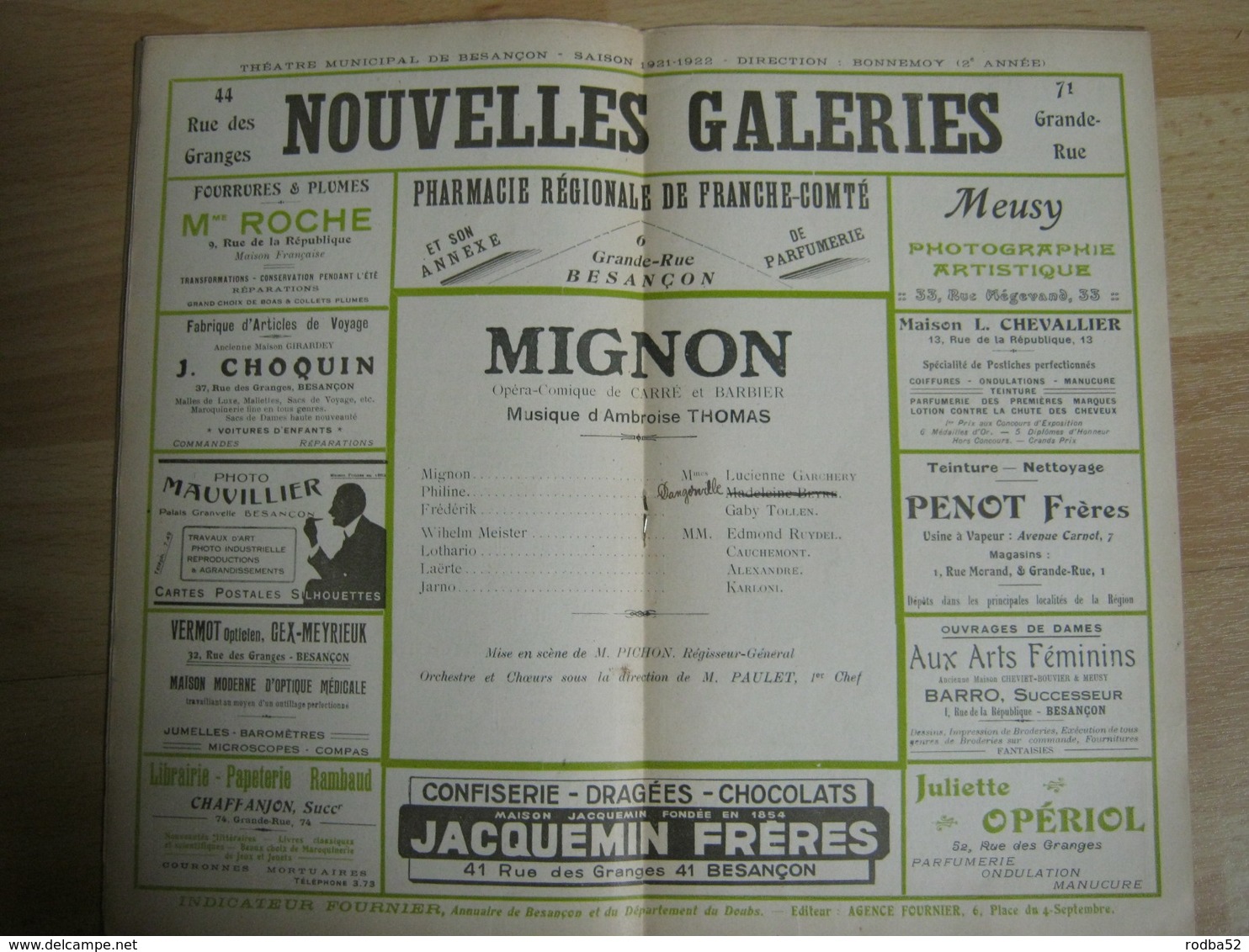 Programme Théâtre Besançon  - 1926/1927 - Nombreuses Pub - Superbe Illustration - N° 2 - Theater, Kostüme & Verkleidung