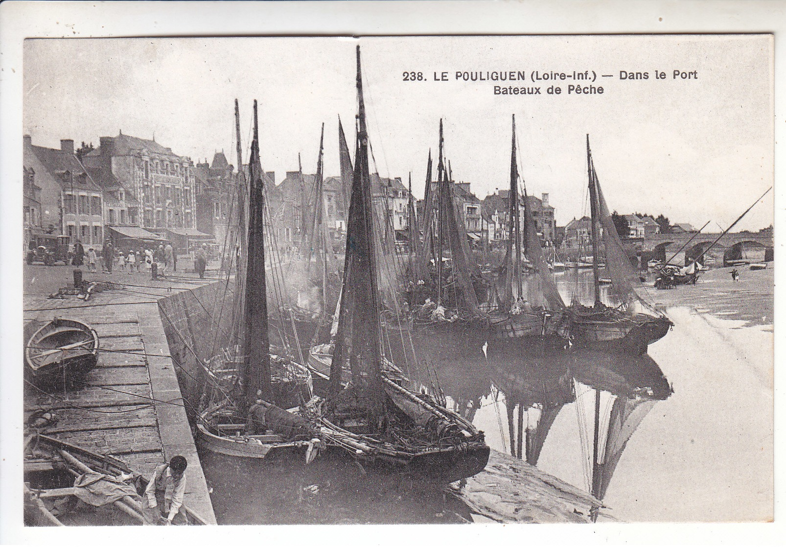 Sp- 44 - LE POULIGUEN - Dans Le Port - Bateaux De Peche - Voiliers - Barque - - Le Pouliguen