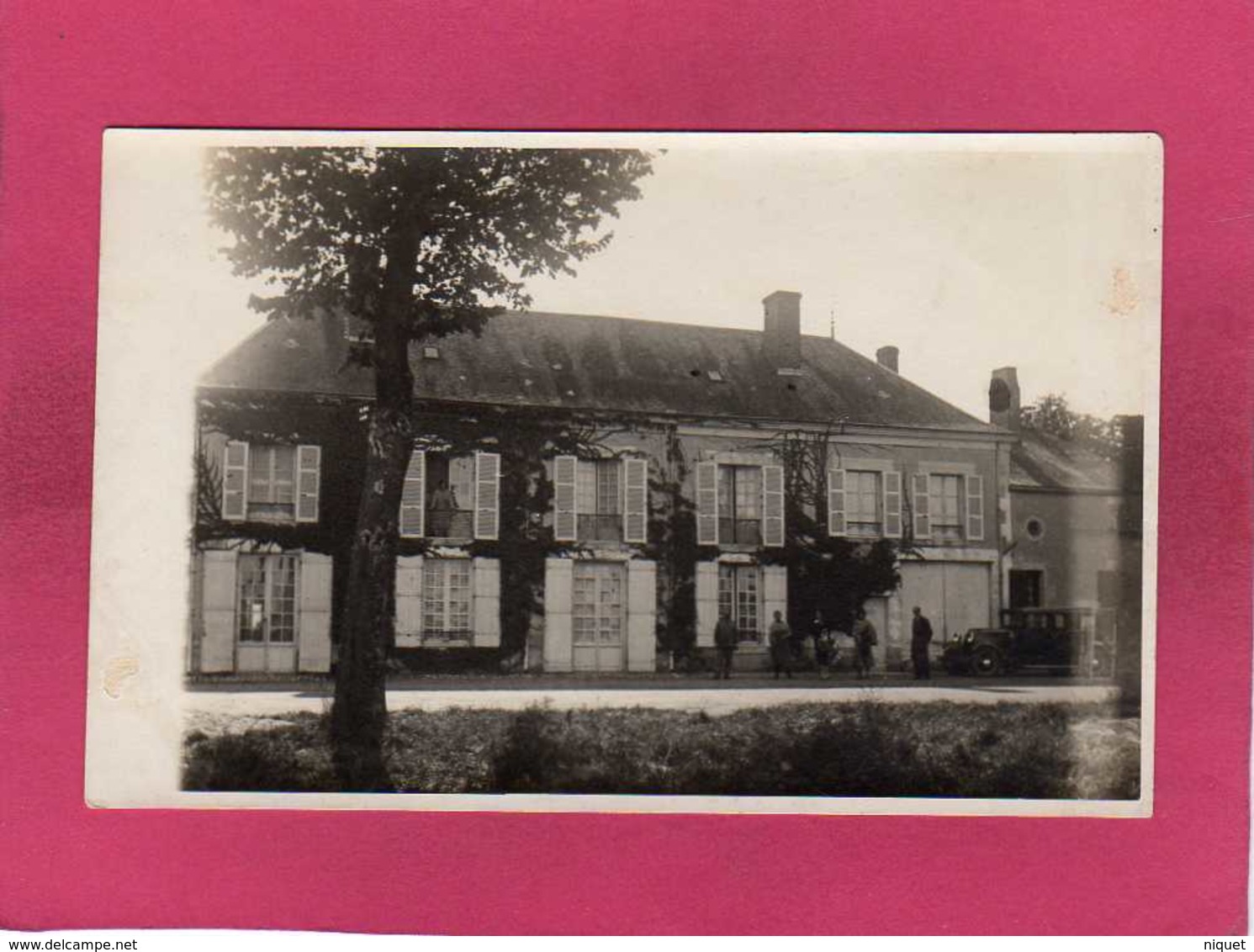 41 Loir Et Cher, Saint-Dyé, 13 Rue Nationale, Mme Piovet, Animée, Carte Photo, Voiture - Autres & Non Classés