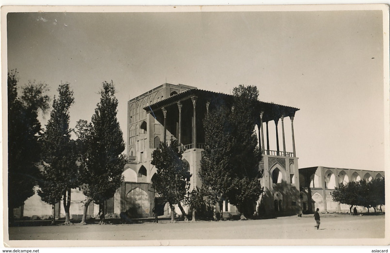 Real Photo Le Plus Haut Monument D' Ispahan . The Highest Building . - Iran