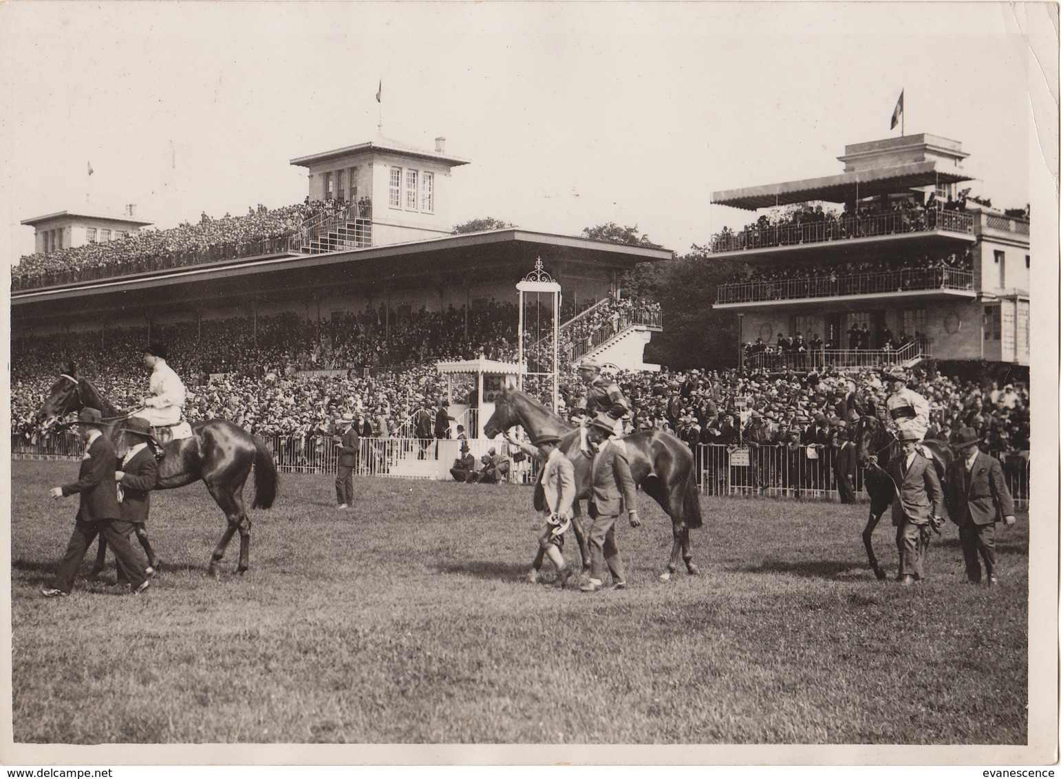 °°°   Le Prix De Diane A Chantilly  Année 1928 Ou 29 °°°  ///  REF OCT.18  N° 69 - Hippisme