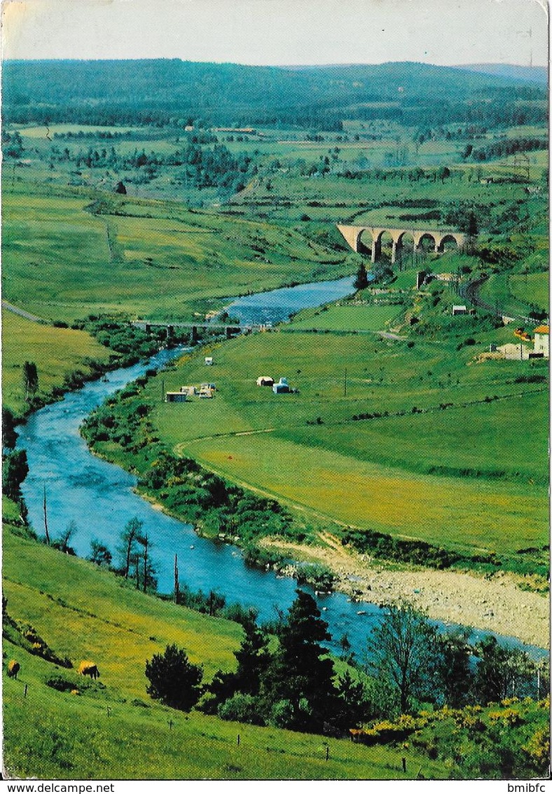 LANGOGNE - Alt 912m. Vallée De L'Allier Et Camping - Langogne