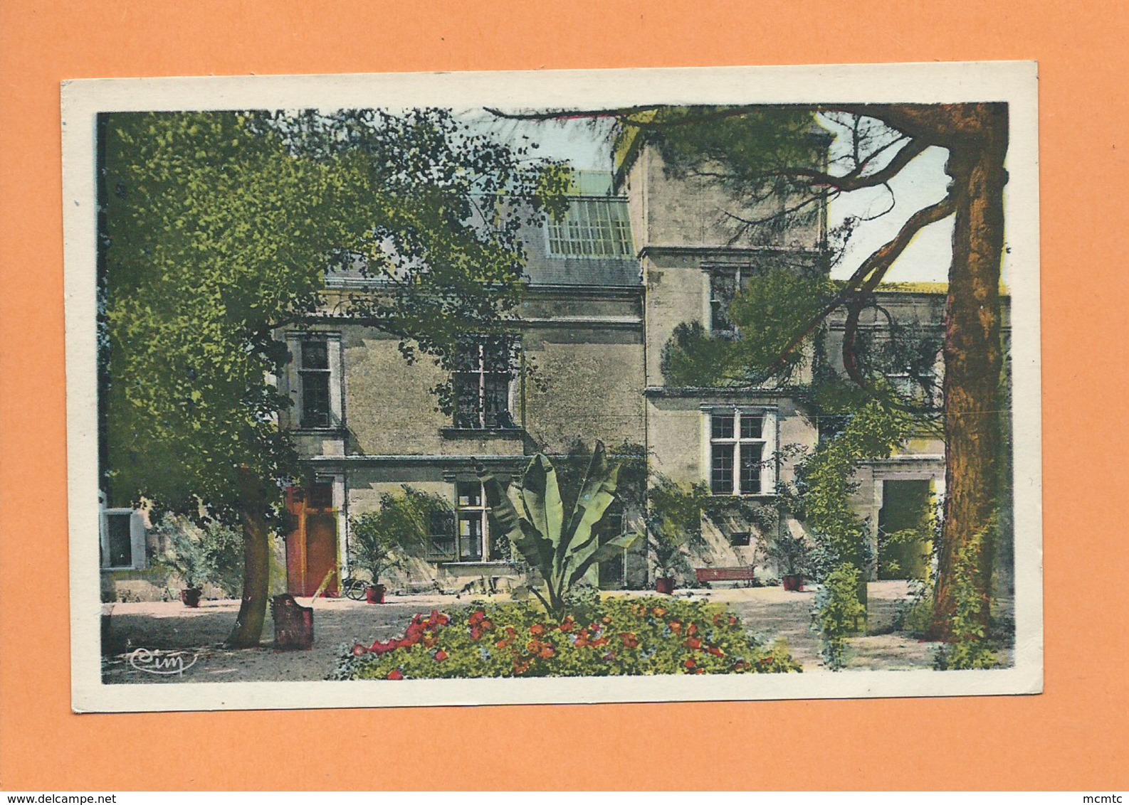 Carte  -  Coulonges Sur L'Autize (Deux Sèvres ) - Château -(façade Du Côté Du Jardin Public ) - Coulonges-sur-l'Autize