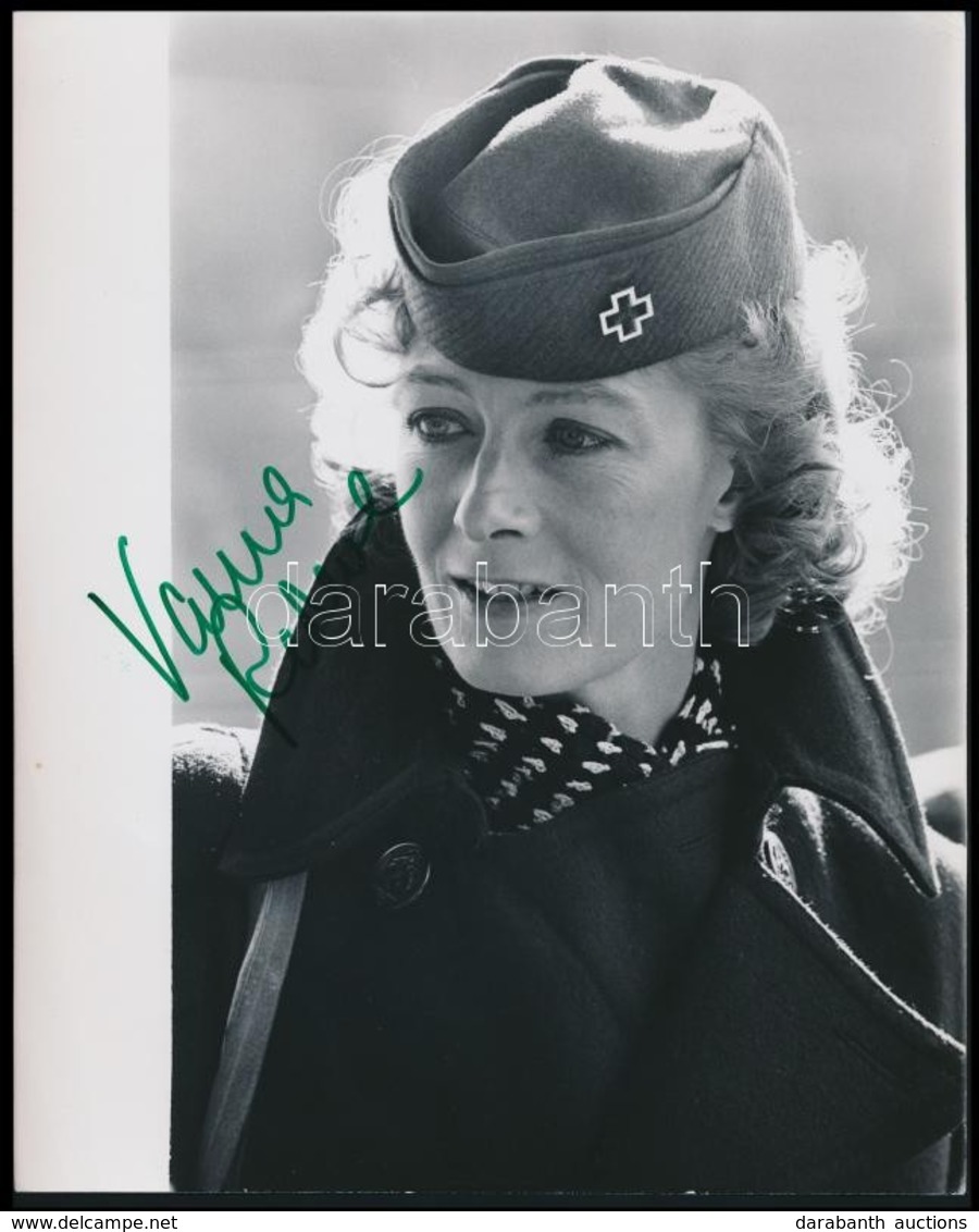 Vanessa Redgrave (1937-) Színésznő Aláírása Az őt ábrázoló Fotón / Autograph Signature 20x28 Cm - Sonstige & Ohne Zuordnung