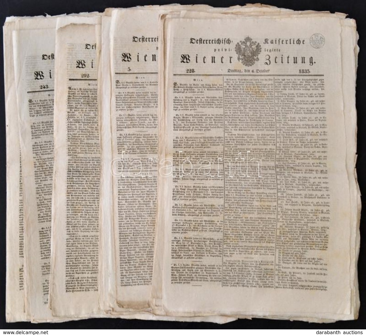 1835 A Wiener Zeitung 32 Db Száma. Mindegyik 4 Oldalas, Mindegyik újságszignettával / 32 Issues Of The Wiener Zeitung Wi - Non Classés