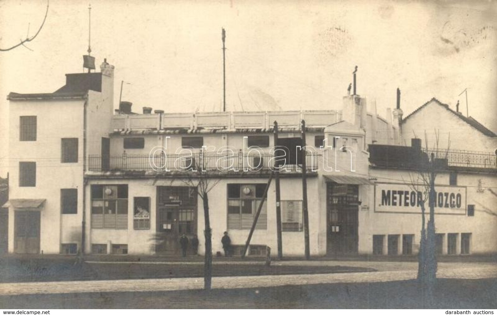 ** * 1932 Debrecen, Meteor Mozgó Mozi A Bocskai Tér 10. Szám Alatt A Bercsényi Utca Sarkán / Cinema - 2 Db Fotó Képeslap - Ohne Zuordnung