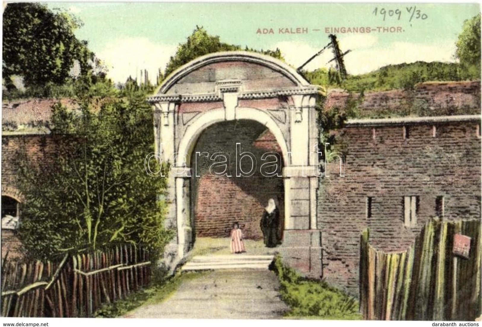 ** T2/T3 1909 Ada Kaleh, Várkapu / Eingangs-Thor / Castle Entry Gate (kis Szakadás / Small Tear) - Non Classés