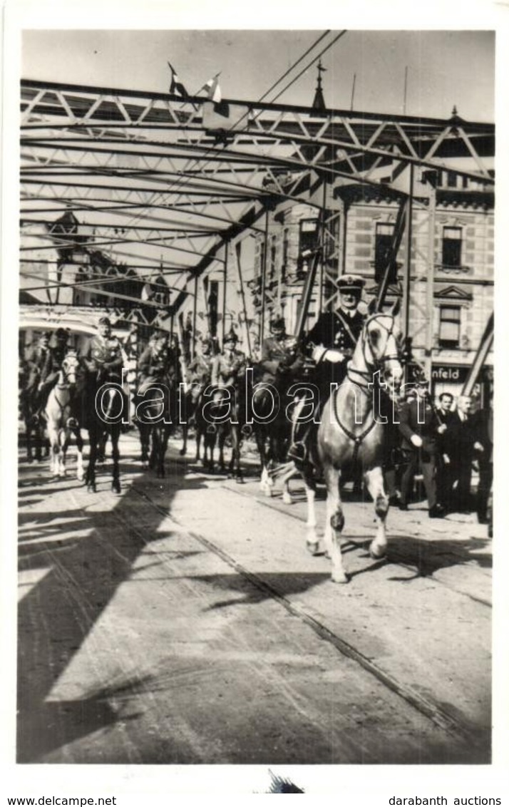 T2 1940 Nagyvárad, Oradea; Bevonulás, Horthy Miklós Fehér Lovon / Entry Of The Hungarian Troops, Horthy On White Horse ' - Ohne Zuordnung
