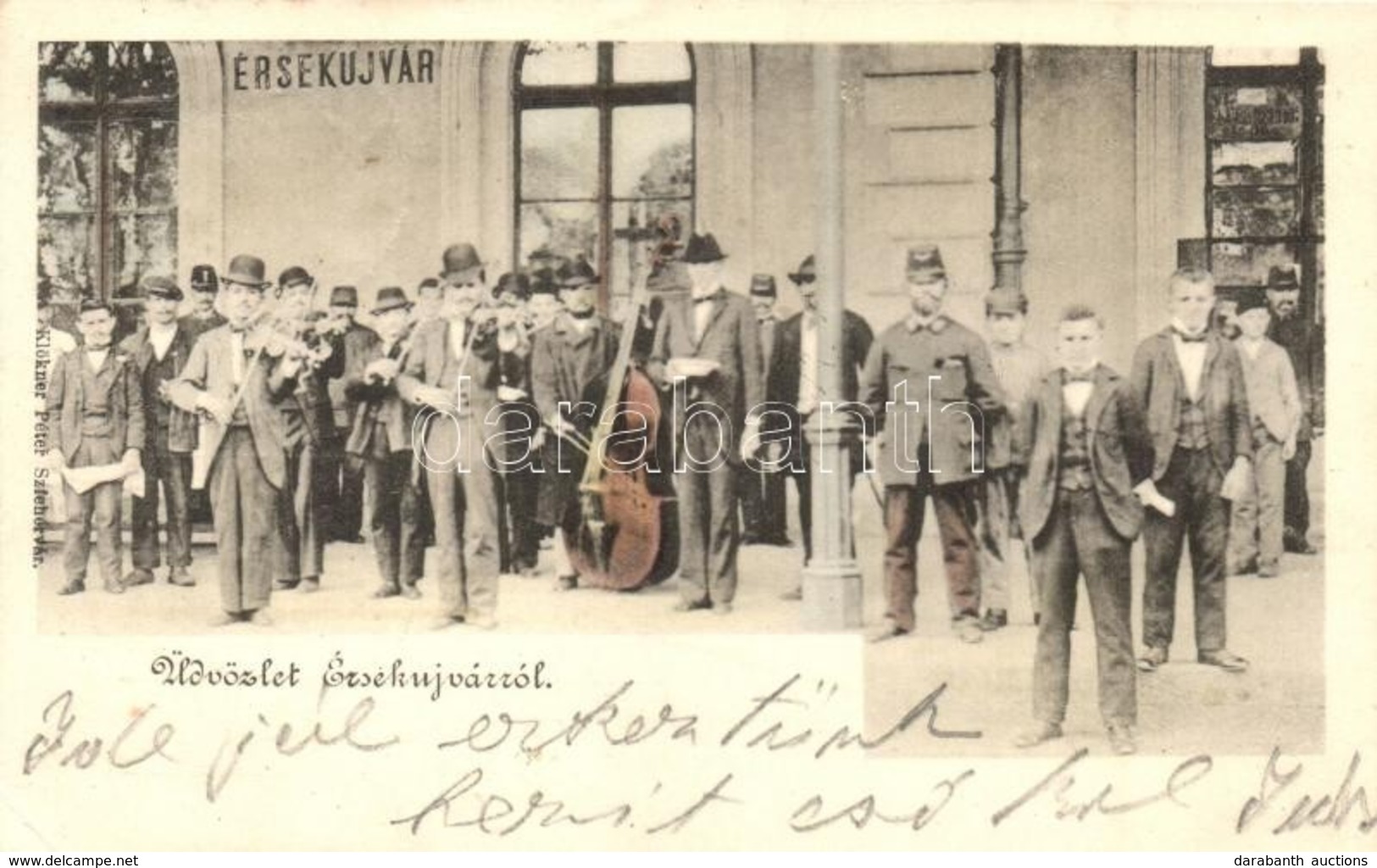 * T3 1902 Érsekújvár, Nové Zámky; Vasútállomás, Cigány Vonós Zenekar, Kiadja Klökner Péter / Railway Station With Gypsy  - Ohne Zuordnung