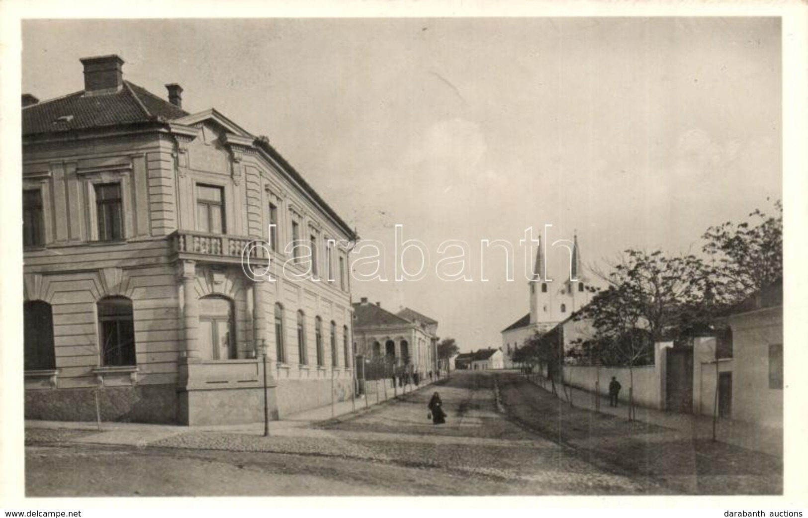 T2 1938 Ipolyság, Sahy; Új Takarékpénztár, Római Katolikus Templom, Utcakép. Polgár I. Kiadása / Savings Bank, Church, S - Ohne Zuordnung