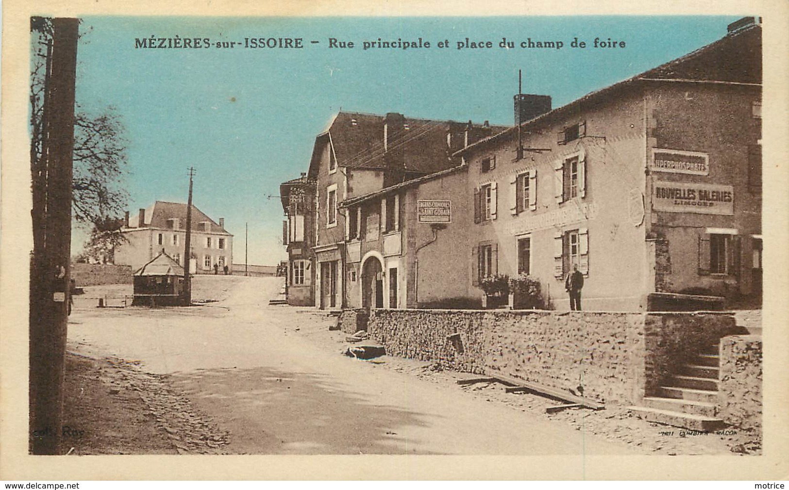 MEZIERES SUR ISSOIRE - Rue Principale Et Place Du Champ De Foire. - Meziere Sur Issoire