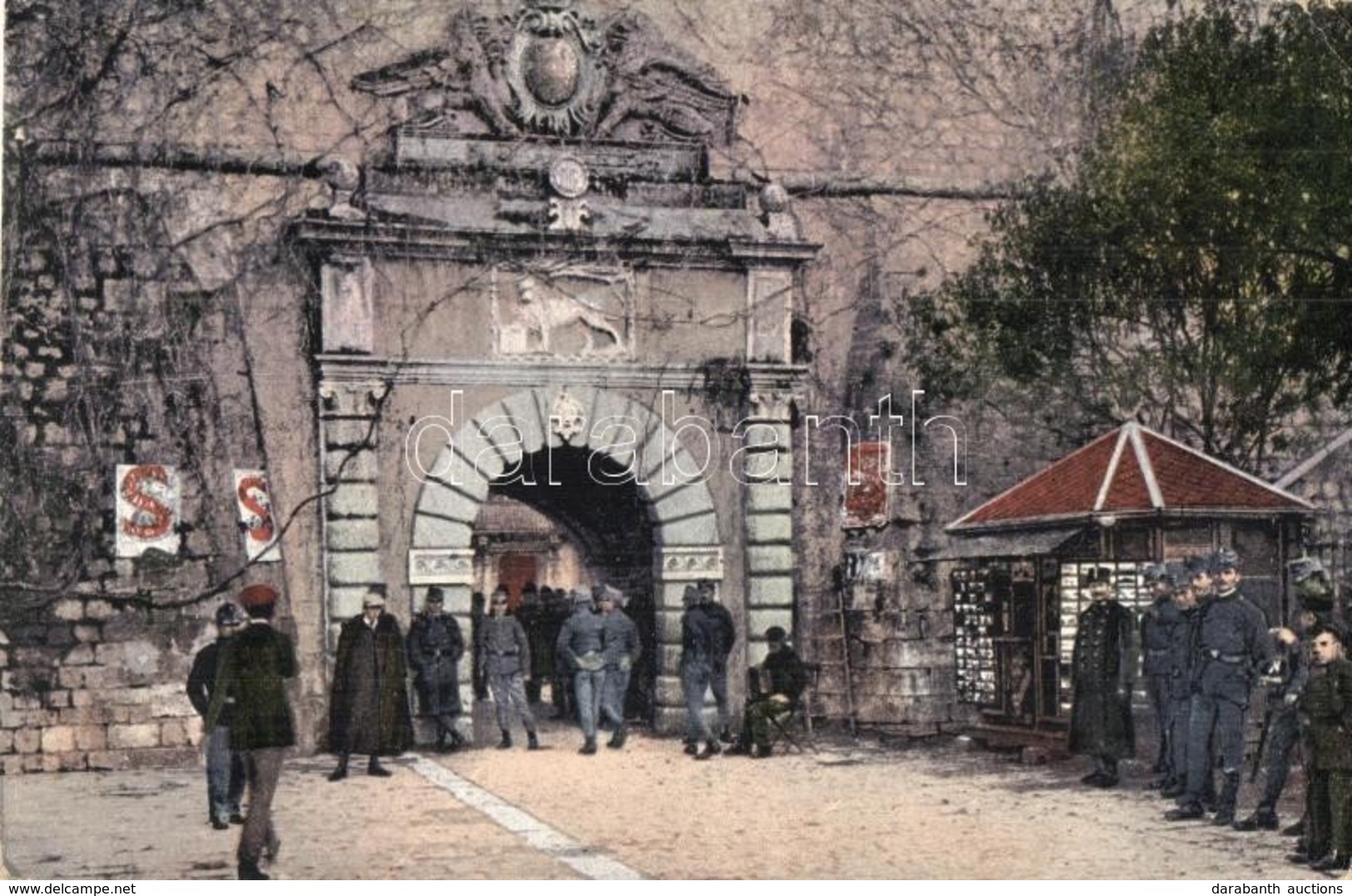 T2/T3 Kotor, Cattaro; Glavna Vrata / Haupttor / Main Castle Gate With Soldiers (EK) - Non Classés