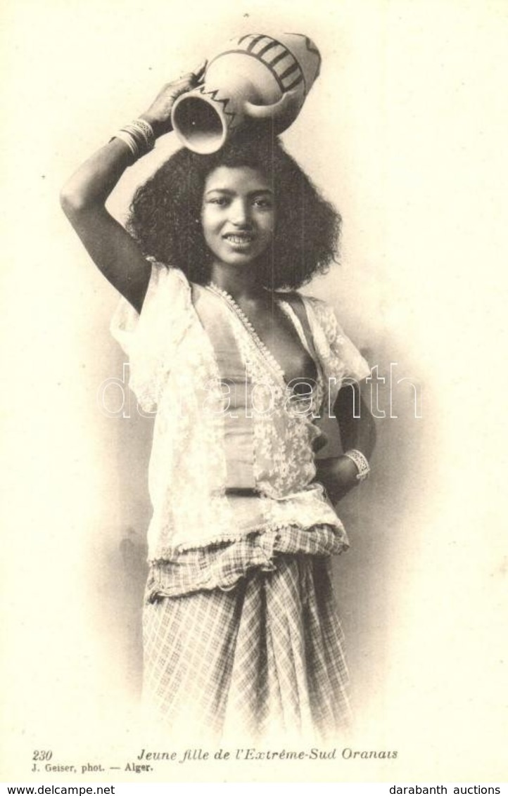 ** T1 Jeune Fille De L'Extréme-Sud Oranais. J. Geisler Phot. 230. / Half-naked Algerian Woman From South Oran, Folklore - Non Classés
