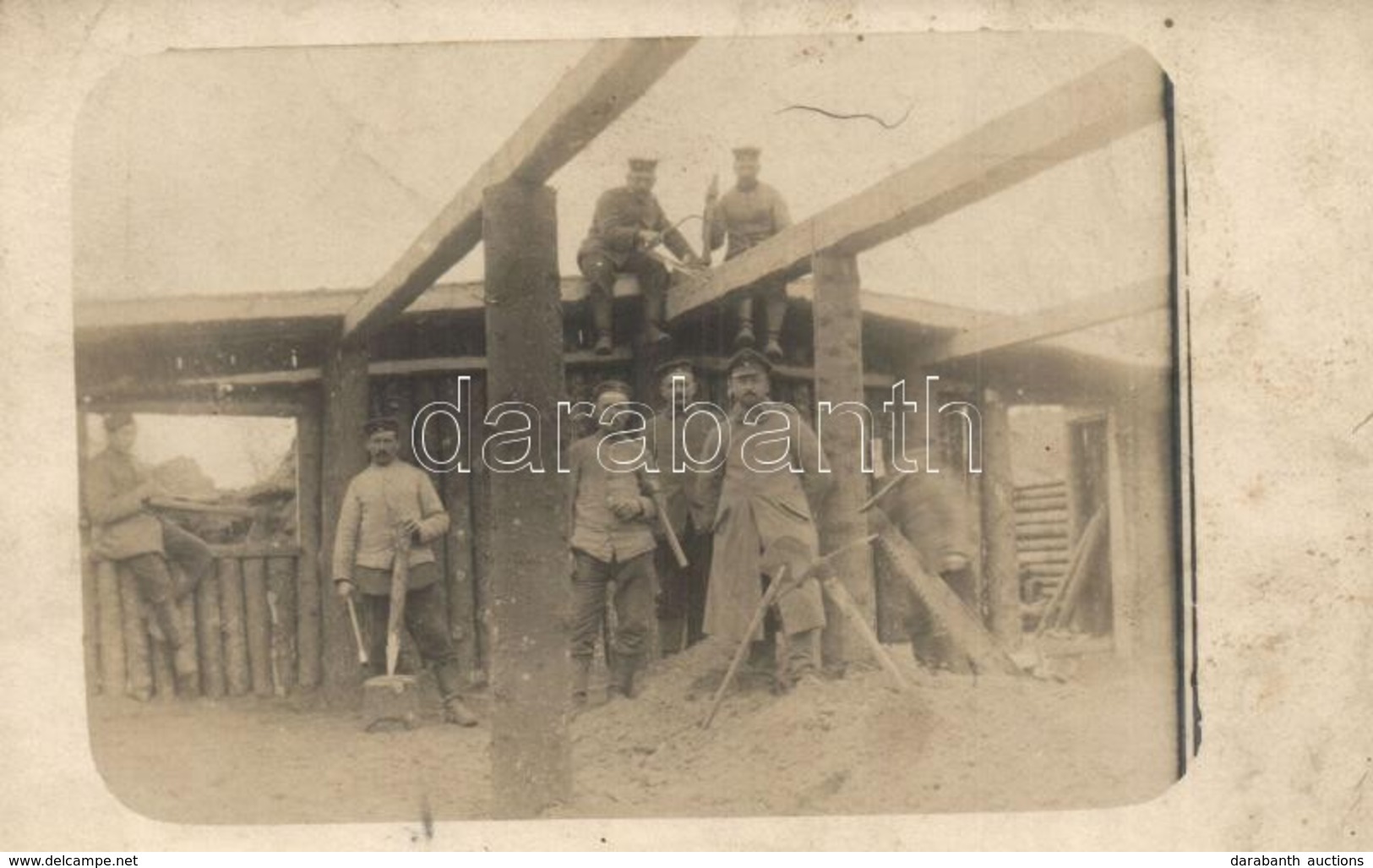 ** T2/T3 WWI German Military, Soldiers' Building A Camp. Photo (fl) - Ohne Zuordnung