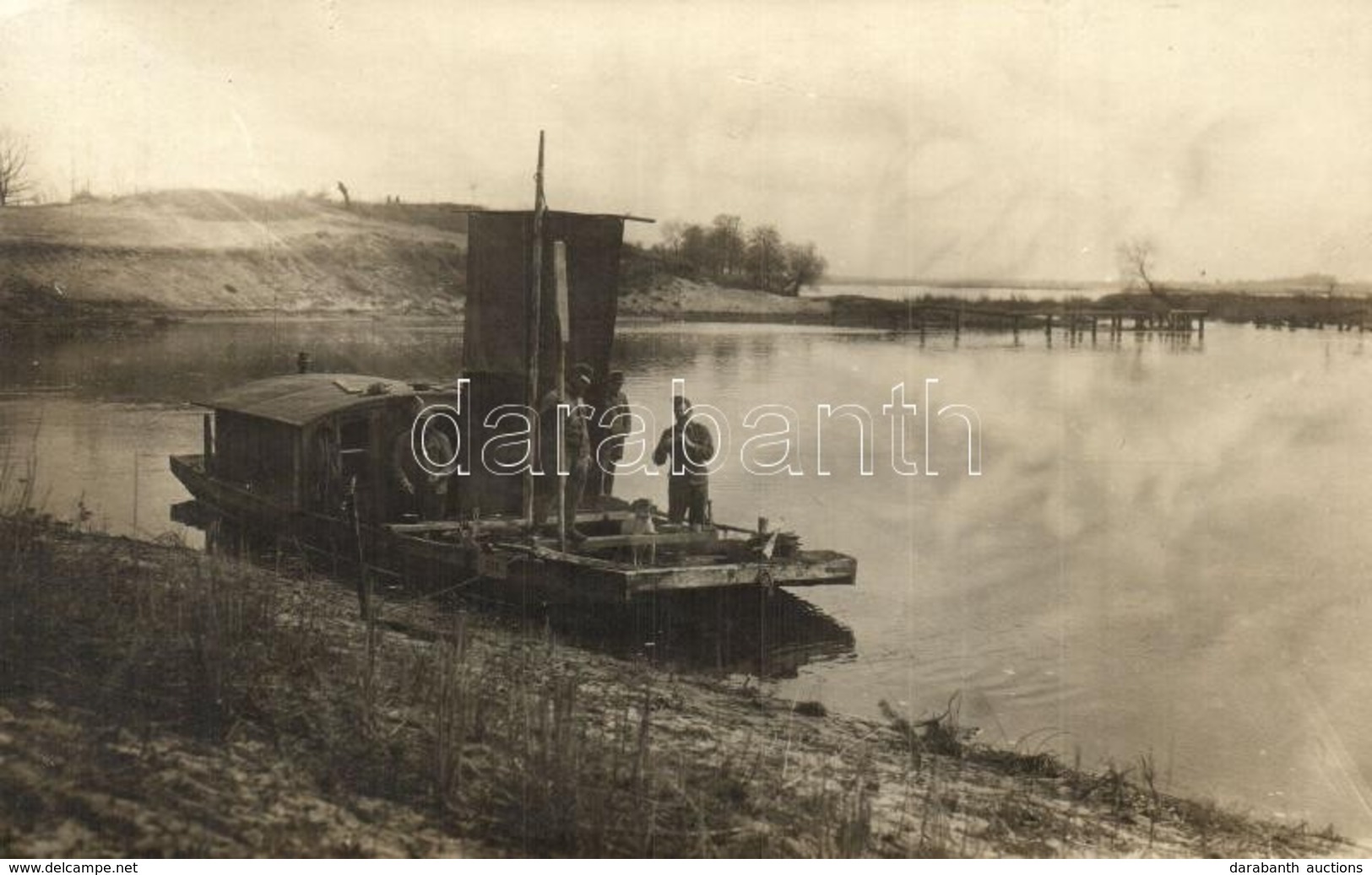 * T2 Első Világháborús Osztrák-magyar Katonák Evezős Halászbárkán / WWI K.u.k. Military, Soldiers On Rowing Fishing Boat - Ohne Zuordnung