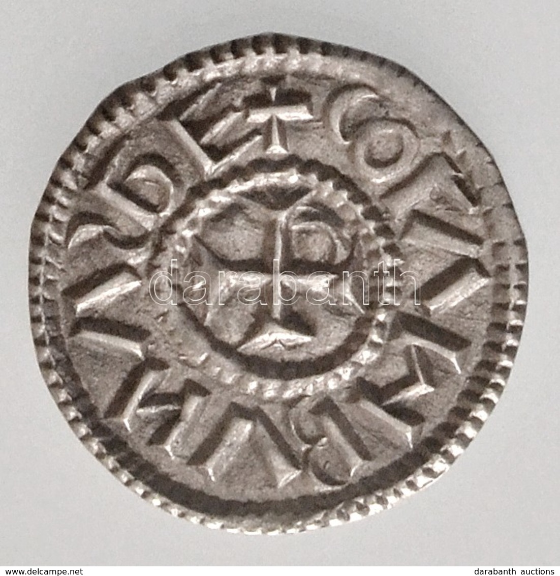 1095-1116. Denár Ag 'Kálmán' (0,6g) T:1- /    
Hungary 1095-1116. Denar Ag 'Coloman' (0,6g) C:AU
Huszár: 37., Unger I.:  - Ohne Zuordnung