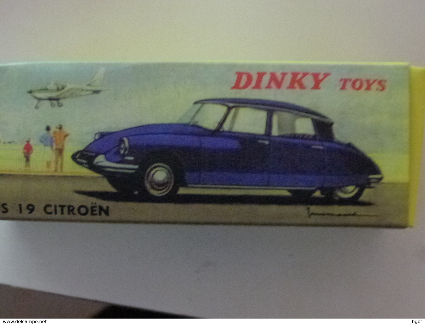 CITROEN DS 19 LES OUVRANTS  - DINKY ATLAS 1/43 - COMME NEUVE EN BOITE - Dinky