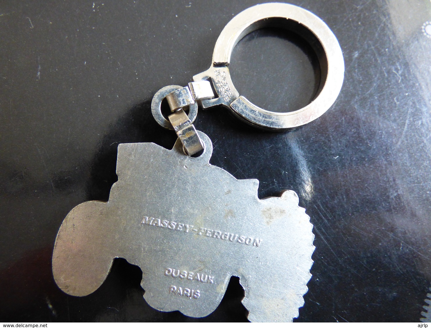 PORTE CLE MASSEY FERGUSSON - Key-rings