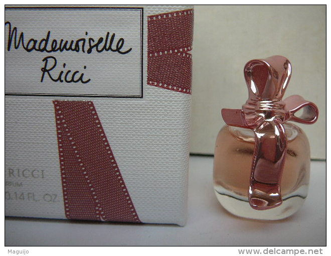 NINA RICCI "MADEMOISELLE RICCI " MINI EDP 4 ML  BOITE LUXE  LIRE ET VOIR !!! - Miniatures Femmes (avec Boite)