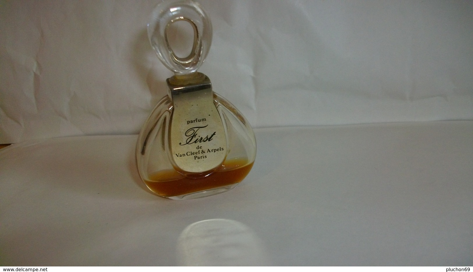 Miniature Factice Ancienne  First Van Cleef & Arpels  Hauteur 6,5 Cm - Factices