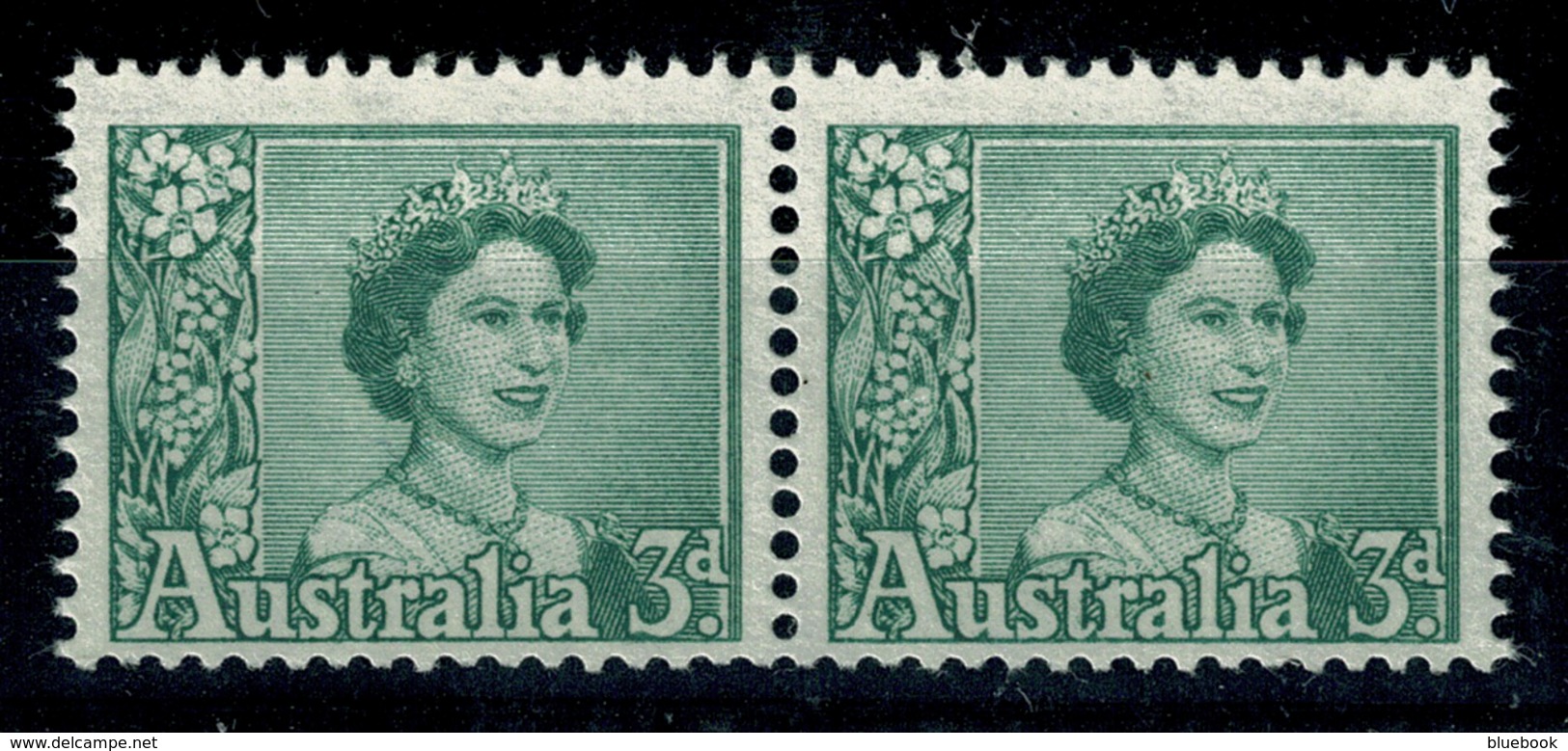 Ref 1236 - 1959 Australia - QEII 3d Coil Pair Stamps MNH - SG 311a - Neufs