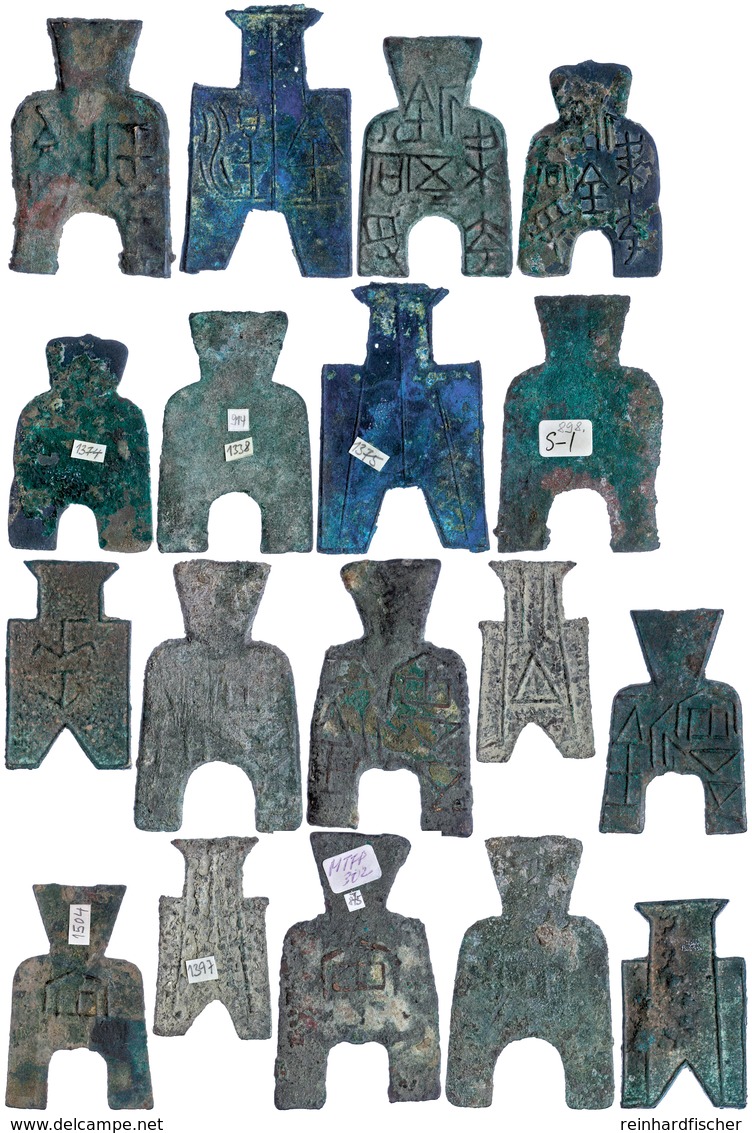 Zhou-Dynastie 1122-220 V. Chr., Lot Von 84 Æ-Spatenmünzen, Sog. Flat Handled Spade Money, Ca. 350-250 V. Chr. Erhaltung  - Chinesische Münzen
