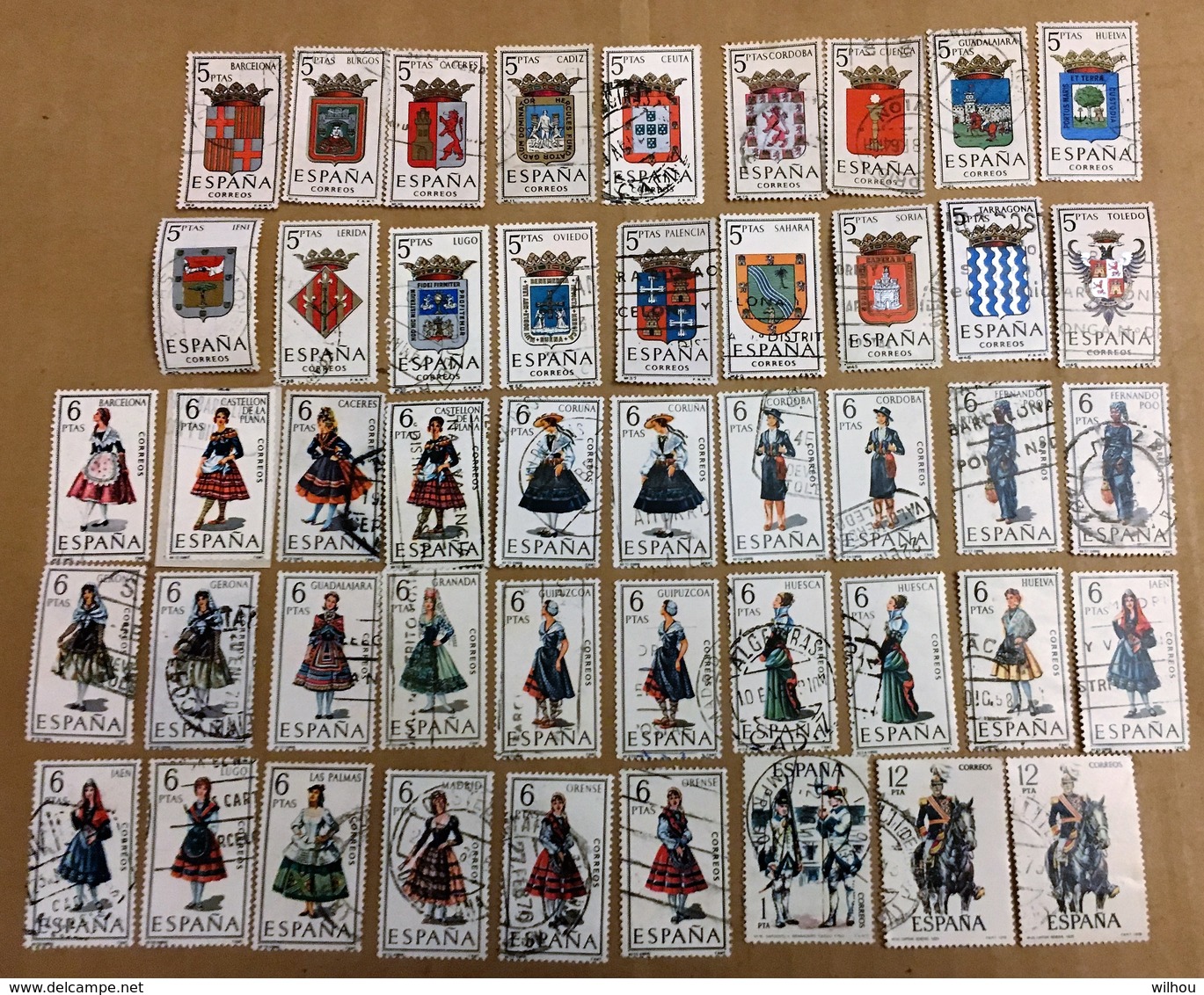 LOT DE 47 TIMBRES OBLITERES BLASONS ET COSTUMES REGIONAUX ESPAGNE - Collections