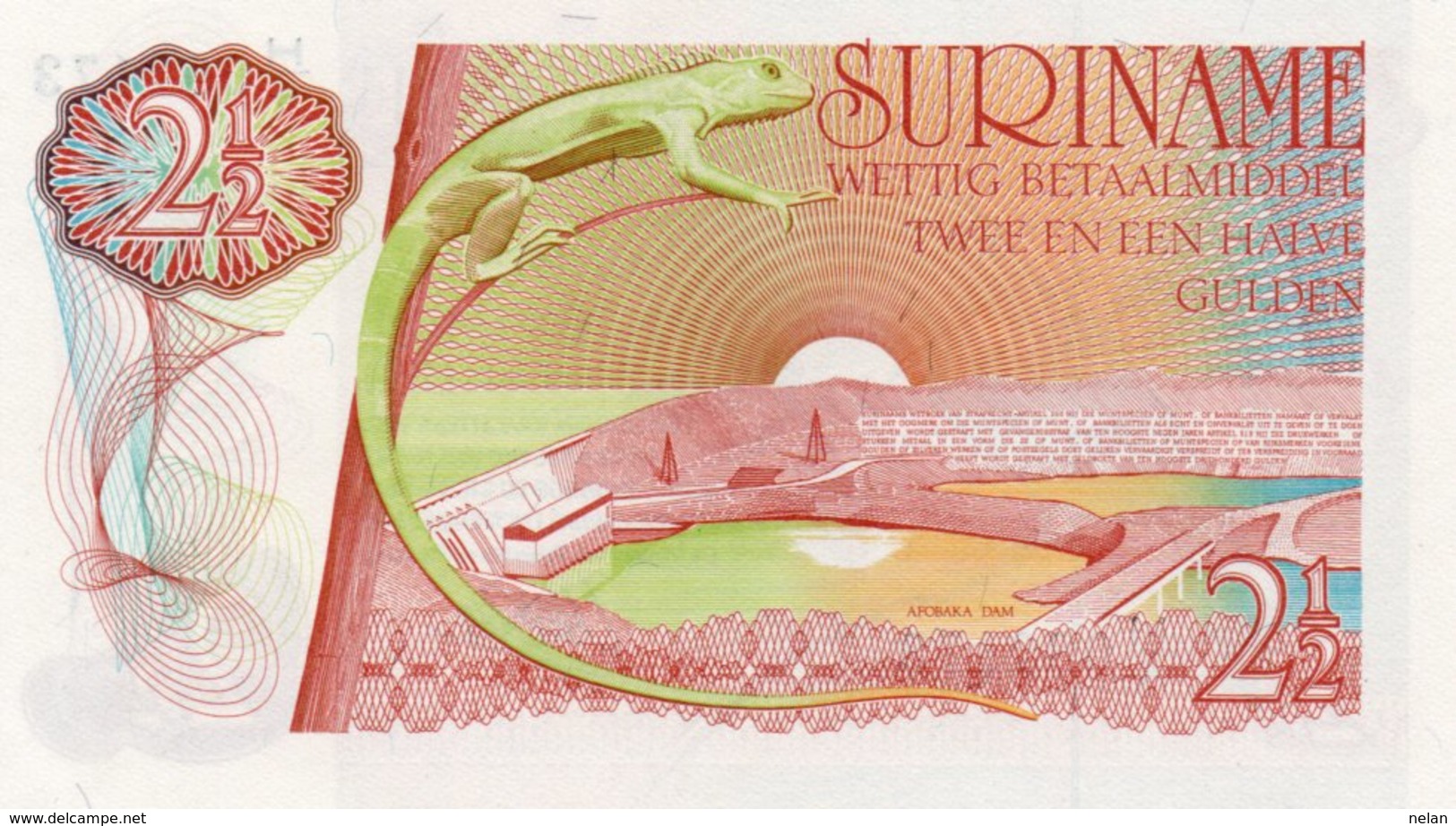 SURINAME 2½ Gulden 1985  P-119 UNC - Surinam