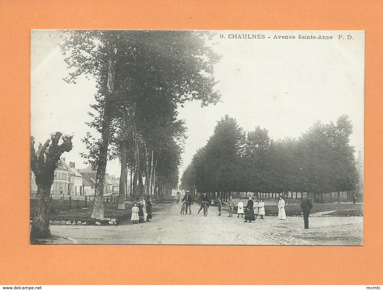 CPA  -  Chaulnes  - Avenue Sainte Anne - Chaulnes