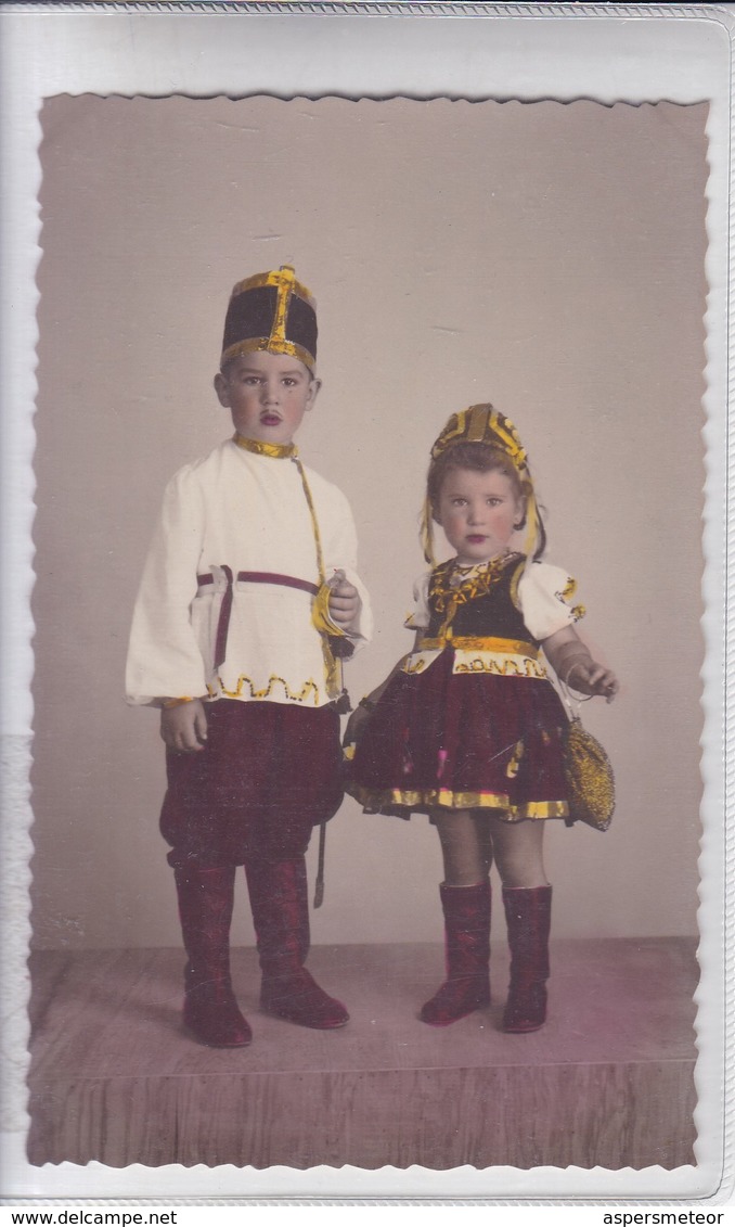 NIÑOS ENFANTS KIDS FOLK DRESSED RUSSIAN COSTUME DISFRAZ COLORISE CIRCA 1946- BLEUP - Fotografie