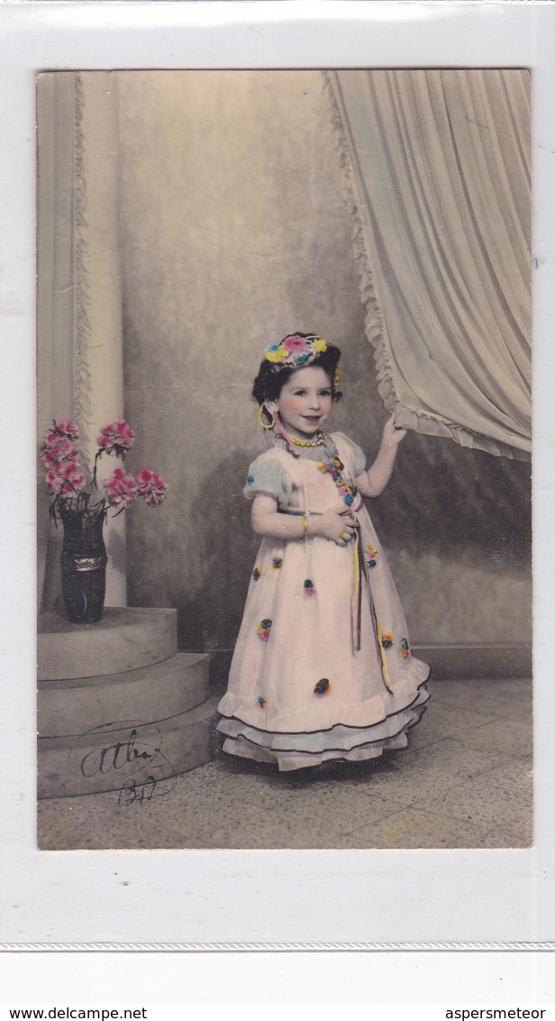 NIÑA GIRL FILLE COSTUME DISFRAZ DAMA ANTIGUA DAME ANTIQUE COLORISE CIRCA 1920s- BLEUP - Fotografie