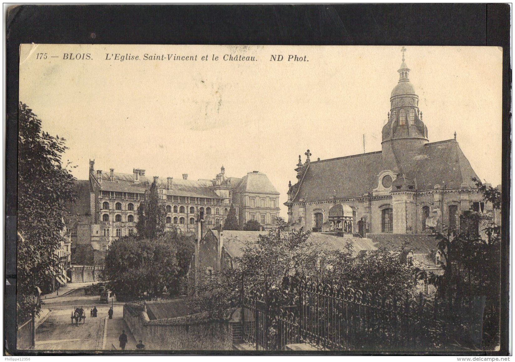 41125 .  BLOIS . L EGLISE SAINT VINCENT ET LE CHATEAU . ND . (recto/verso)   ANNEE . 1913 . PETITE ANIMATION - Blois