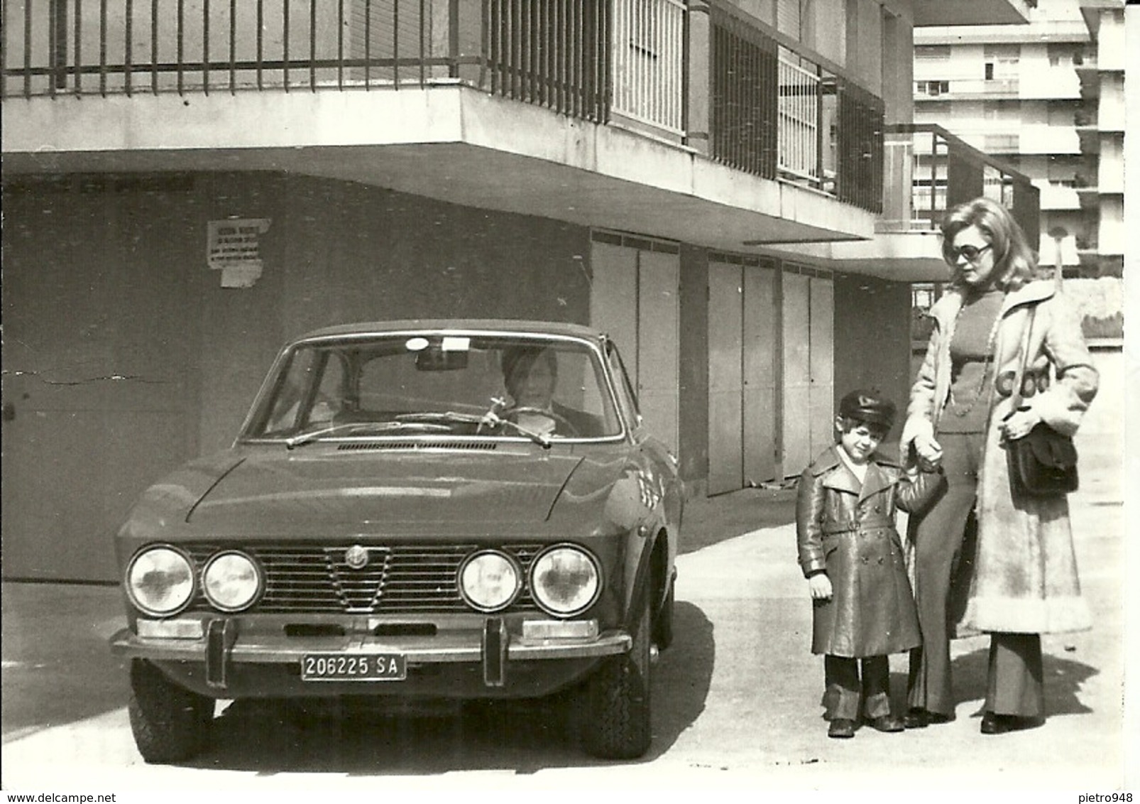 Fotografia "Alfa Romeo Giulia GT" - Barcos