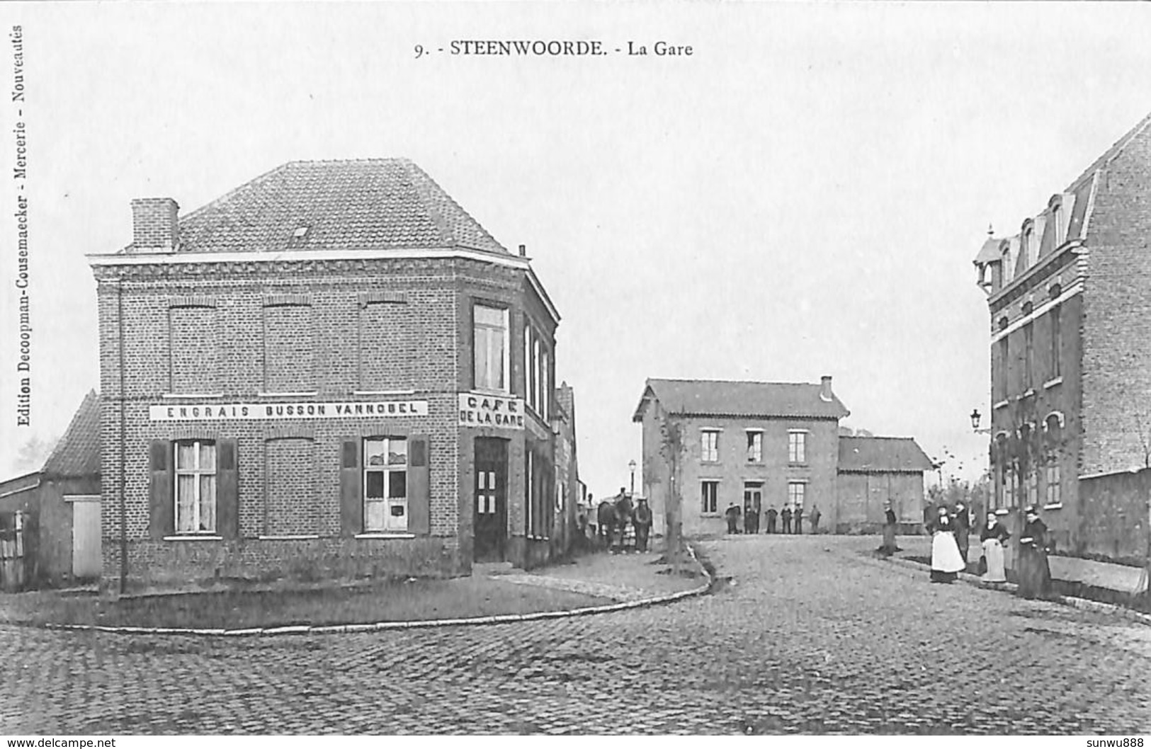 59 - Steenwoorde - La Gare (animée, Café, Brasseur En Livraison ?, Edit. Decoopman-Cousemaecker 1910) - Steenvoorde