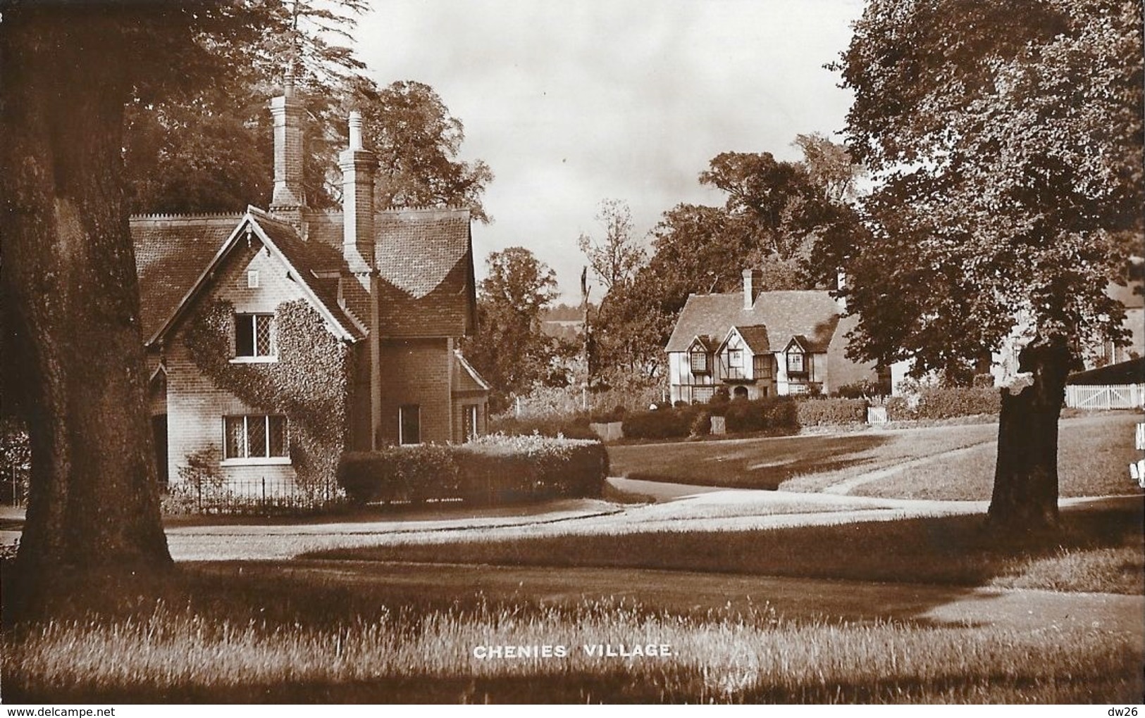 Chenies Village, Bucks, Buckinghamshire - Buckinghamshire