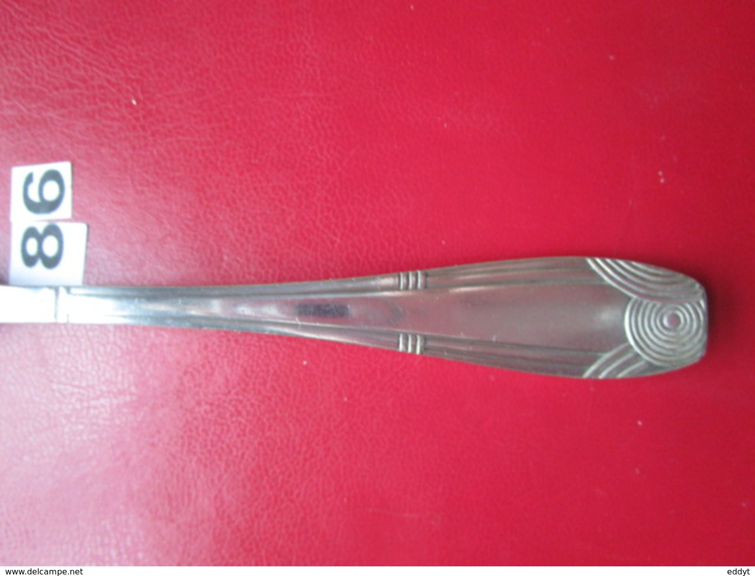 N° 86 - 1 Fourchette ARGENTE 2 Poinçons : 1°/GO-JB Et 2°/COQUILLAGE - Poids : 51 Gr - L. 19 Cm   - BE - - Silverware