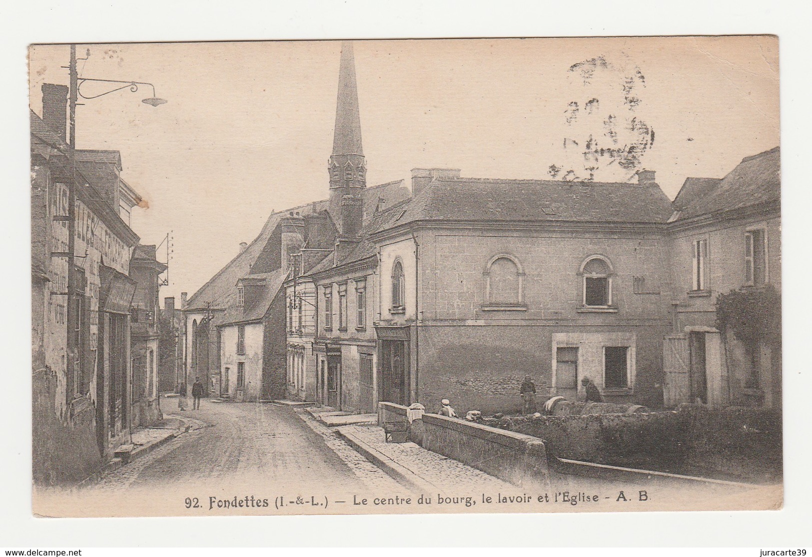 Fondettes.37.Indre Et Loire.Le Centre Du Bourg,le Lavoir Et L'Eglise.1929 - Fondettes