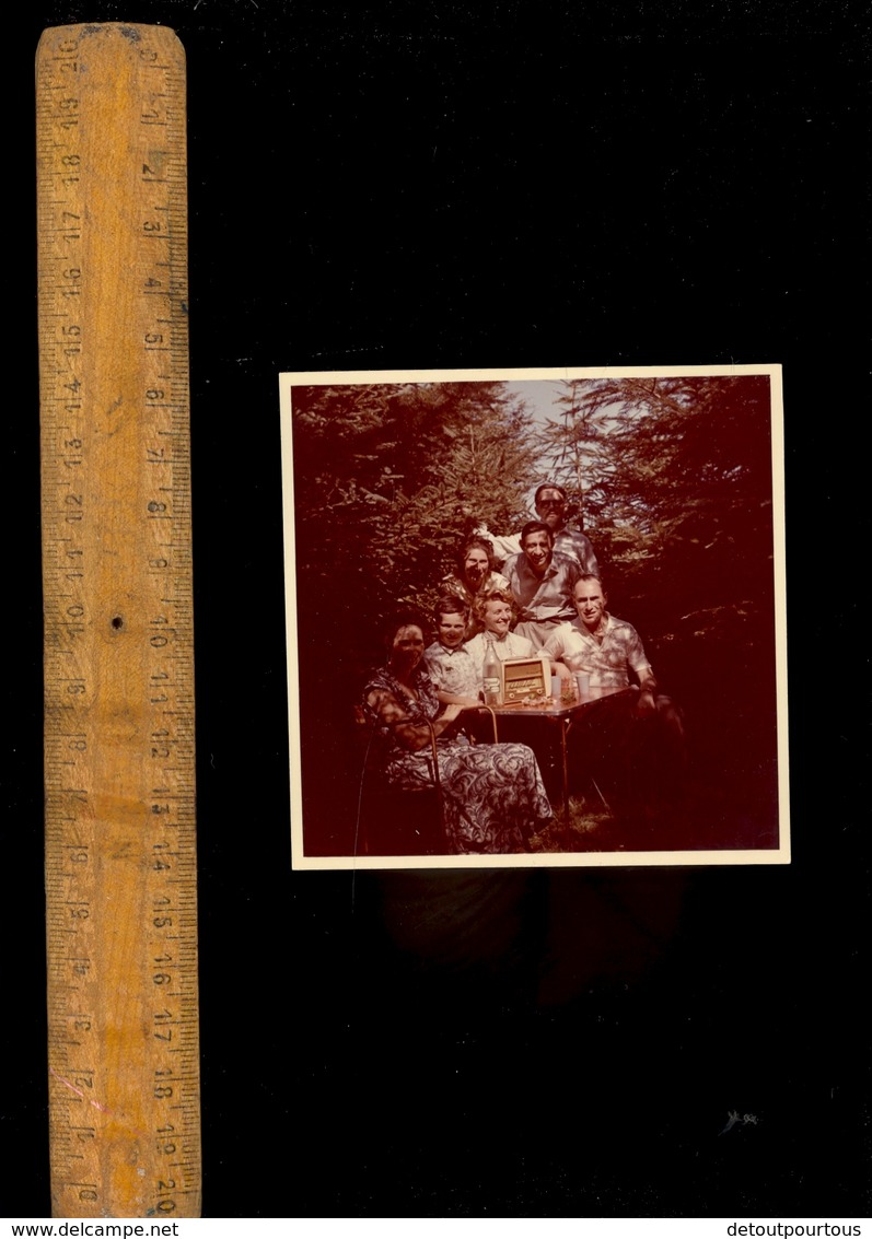 Photographie Originale Couleur 1958 : Famille En Pique Nique Avec La Radio  Picnic - Objects