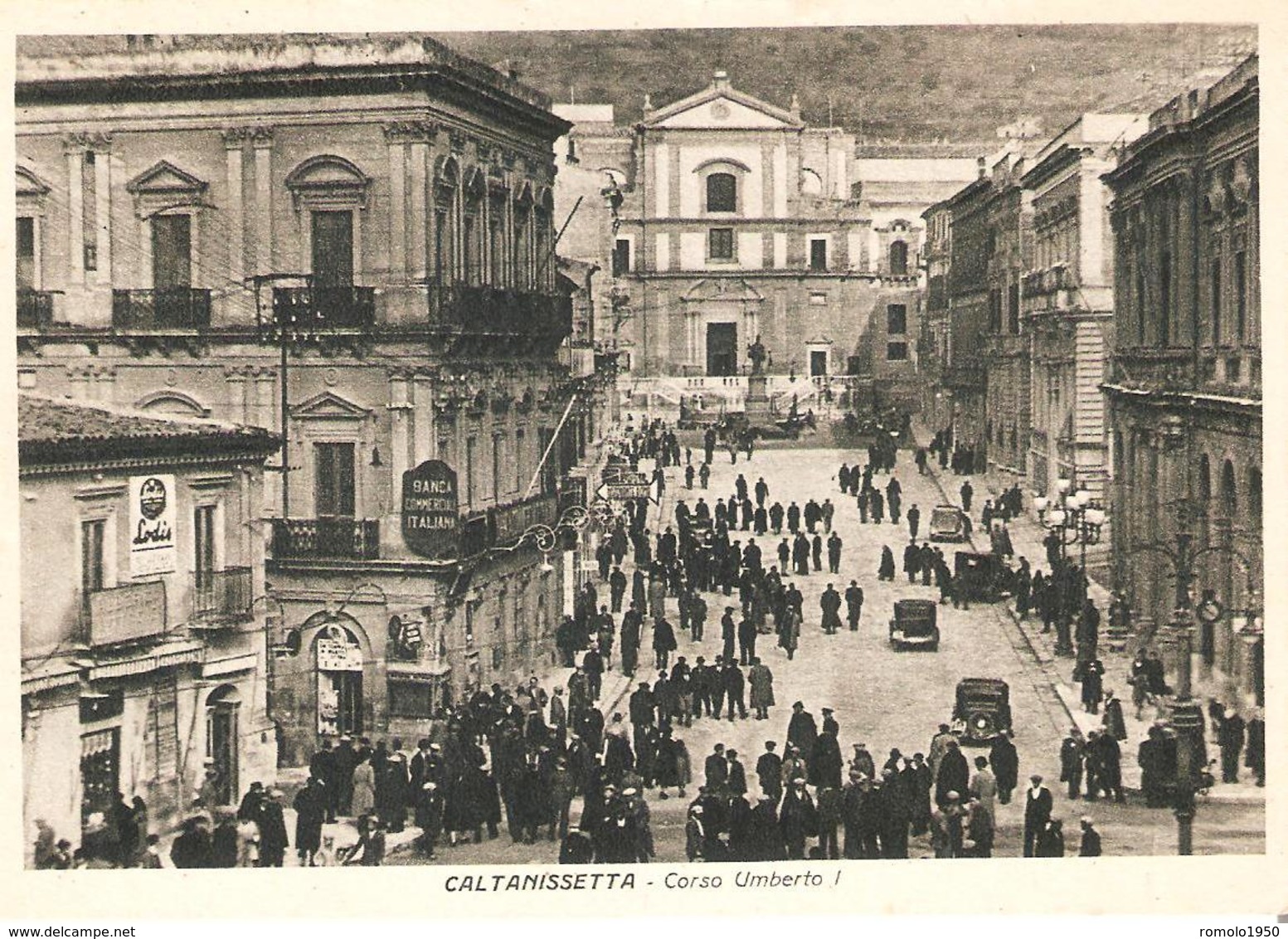 CALTANISSETTA.CARTOLINA DEL 1942,CON VISTA DEL CORSO UMBERTO I, MOLTO ANIMATO ,NON VIAGGIATA.ED.E.GIANNONE. - Caltanissetta