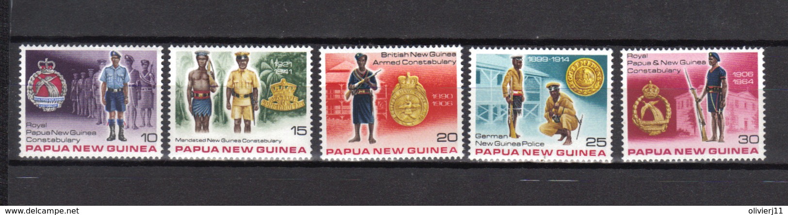 PAPOUASIE Nll GUINEE N° 354 à 358 Neufs** Cote 5€ - Papua-Neuguinea