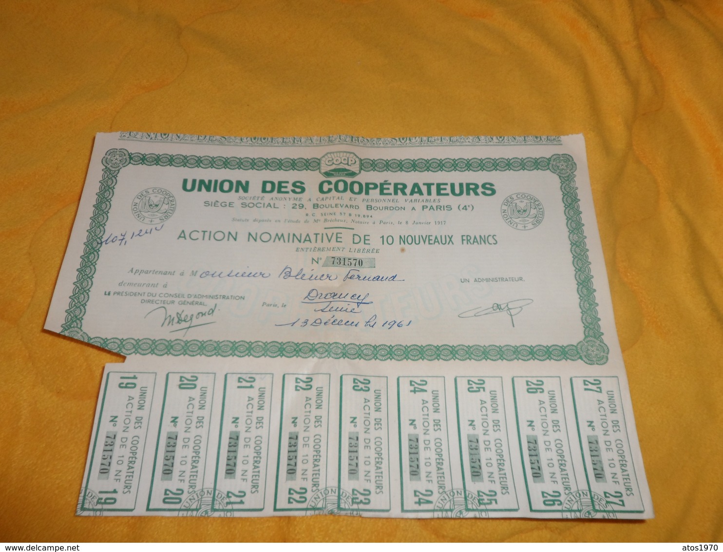 ACTION NOMINATIVE DE 10 NOUVEAUX FRANCS. / UNION DES COOPERATEURS PARIS 4e. / RESTE 9 COUPONS. - S - V