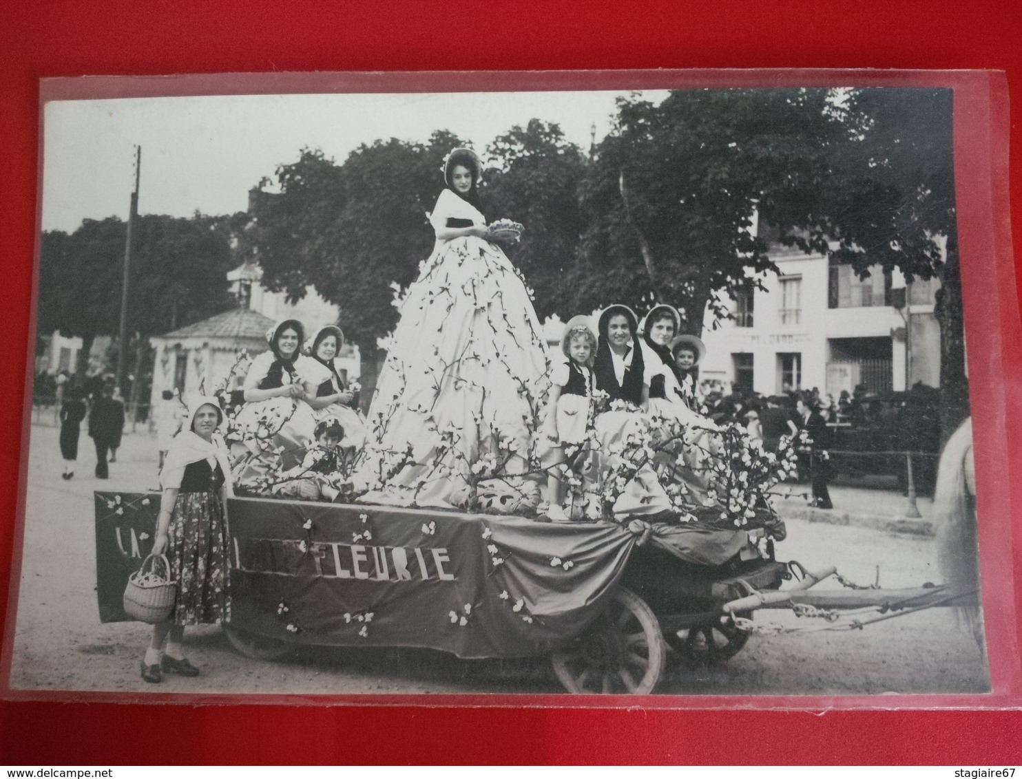 CARTE PHOTO LA FERTE BERNARD CHAR A FLEUR - La Ferte Bernard