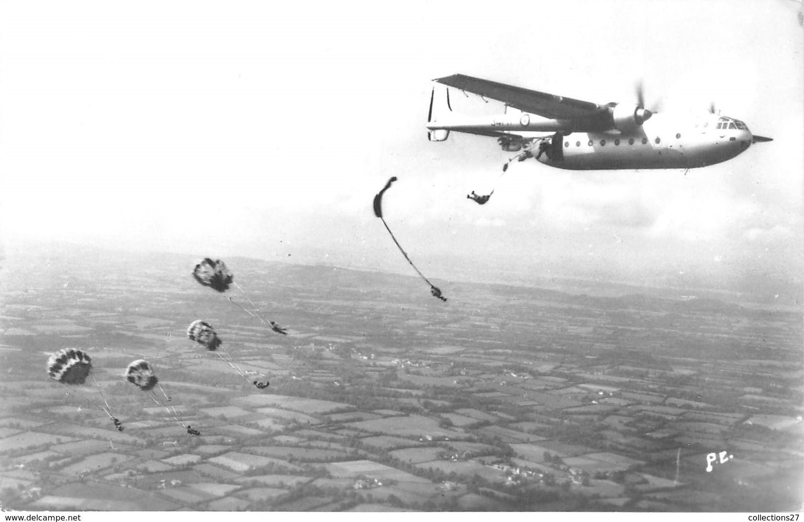 PHOTO- SAUT EN PARACHUTE D'AVION  1962 - Aviation