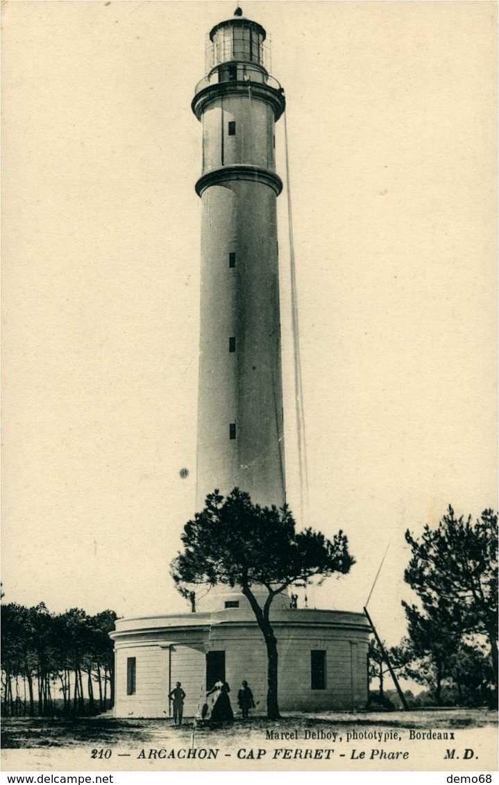 ARCACHON CAP FERRET Le Phare  N°210 - Arcachon