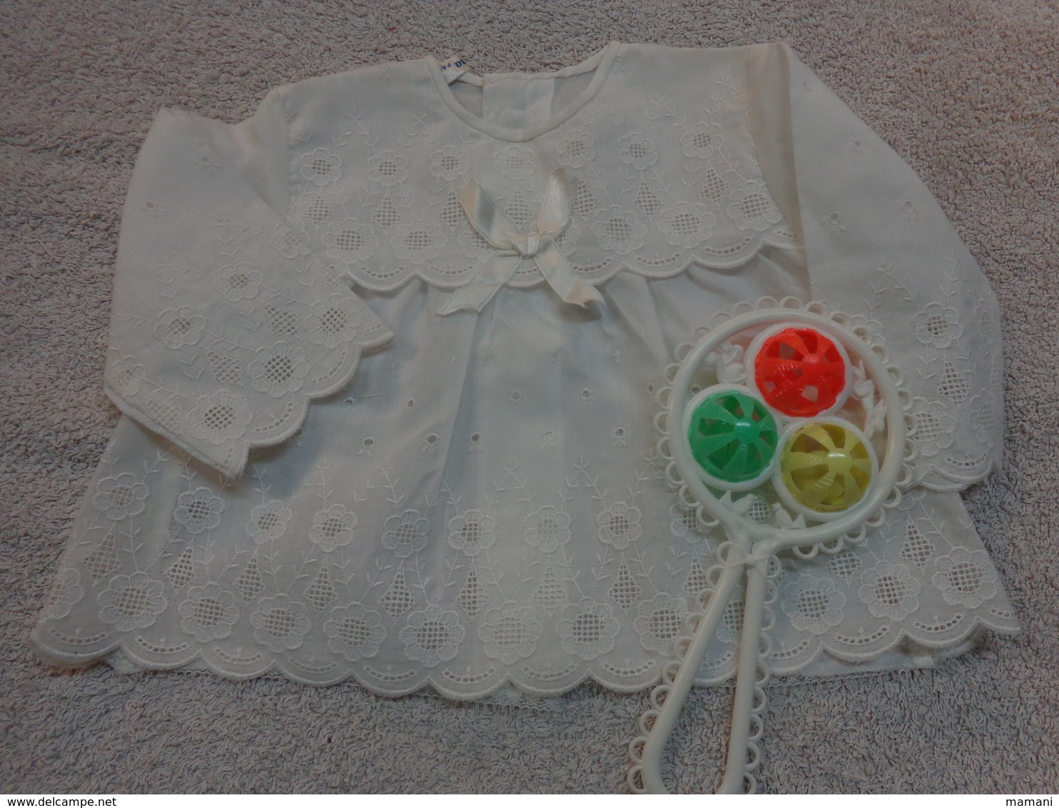 Cache Brassiere De Bebe -vintage + Hochet Pour Poupee Poupon - Andere & Zonder Classificatie