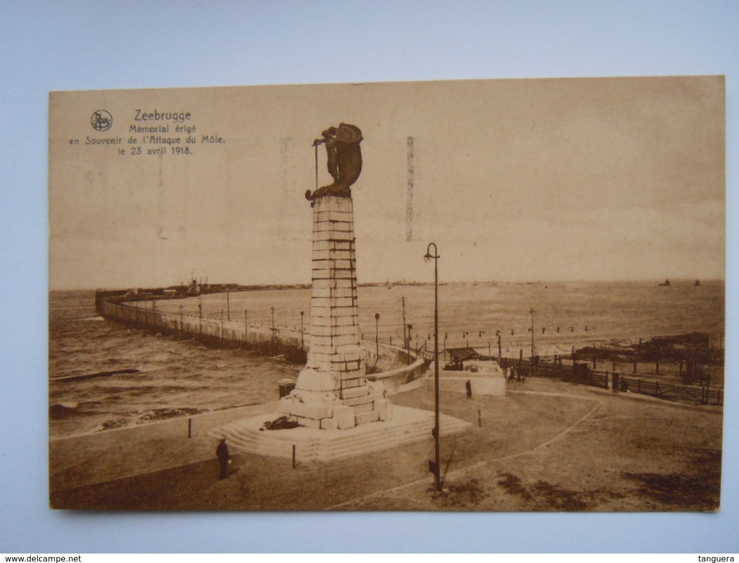 Nels Zeebrugge Mémorial érigé En Souvenir De L'attaque Du Môle Le 23 Avril 1918 Circulée Gelopen 1932 - Monuments Aux Morts