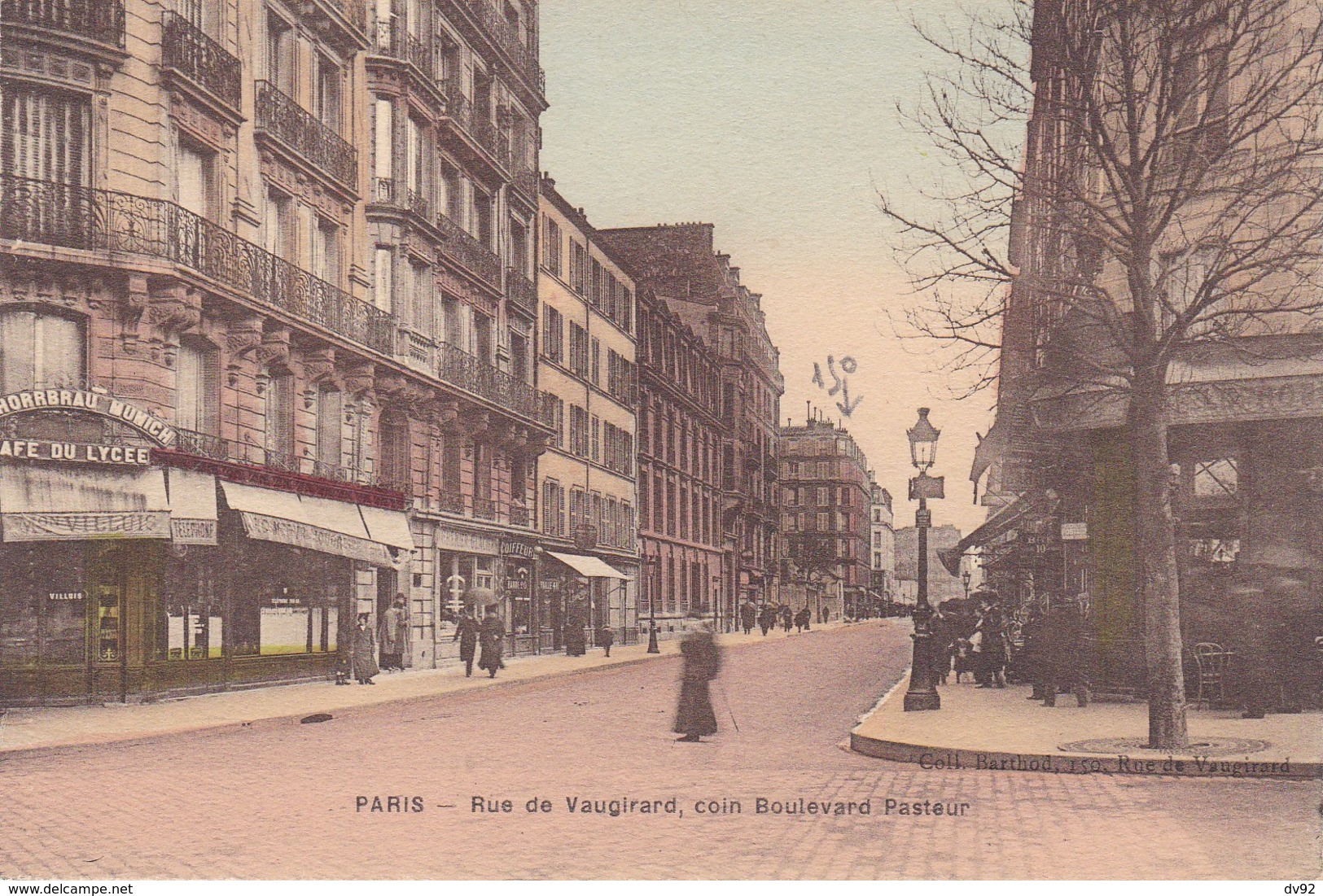 PARIS RUE DE VAUGIRARD COIN BOULEVARD PASTEUR - Arrondissement: 15