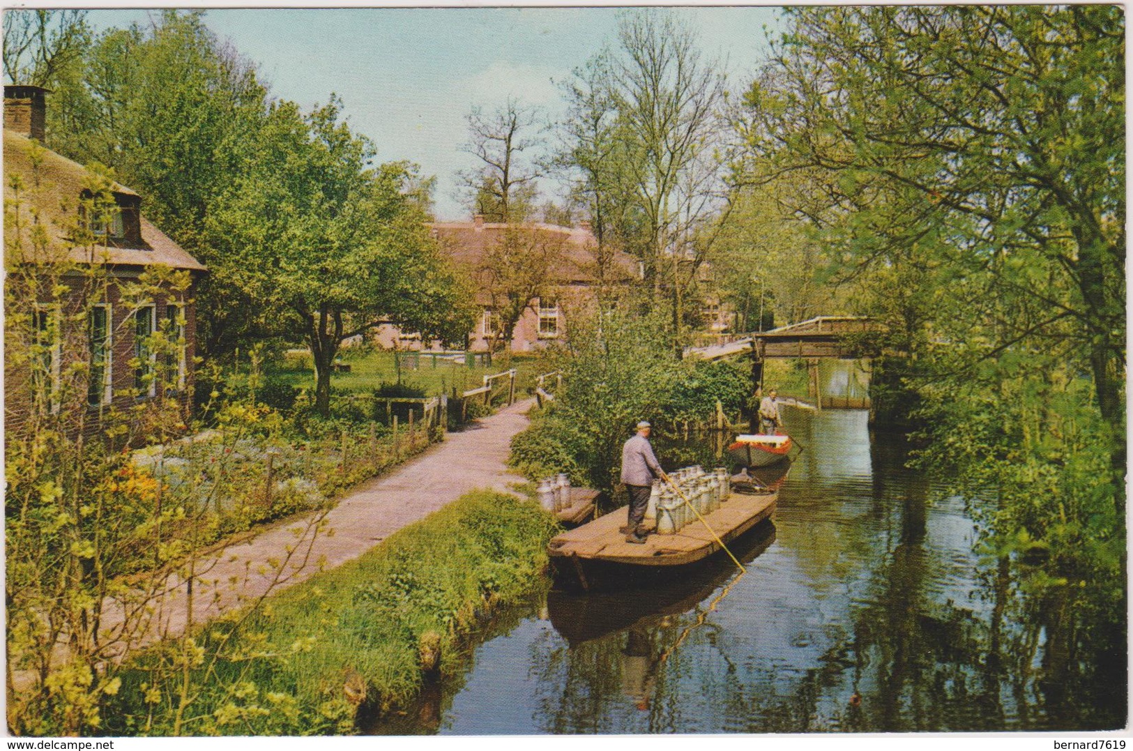 Pays-bas     Giethoorn    Melkvervoer - Giethoorn