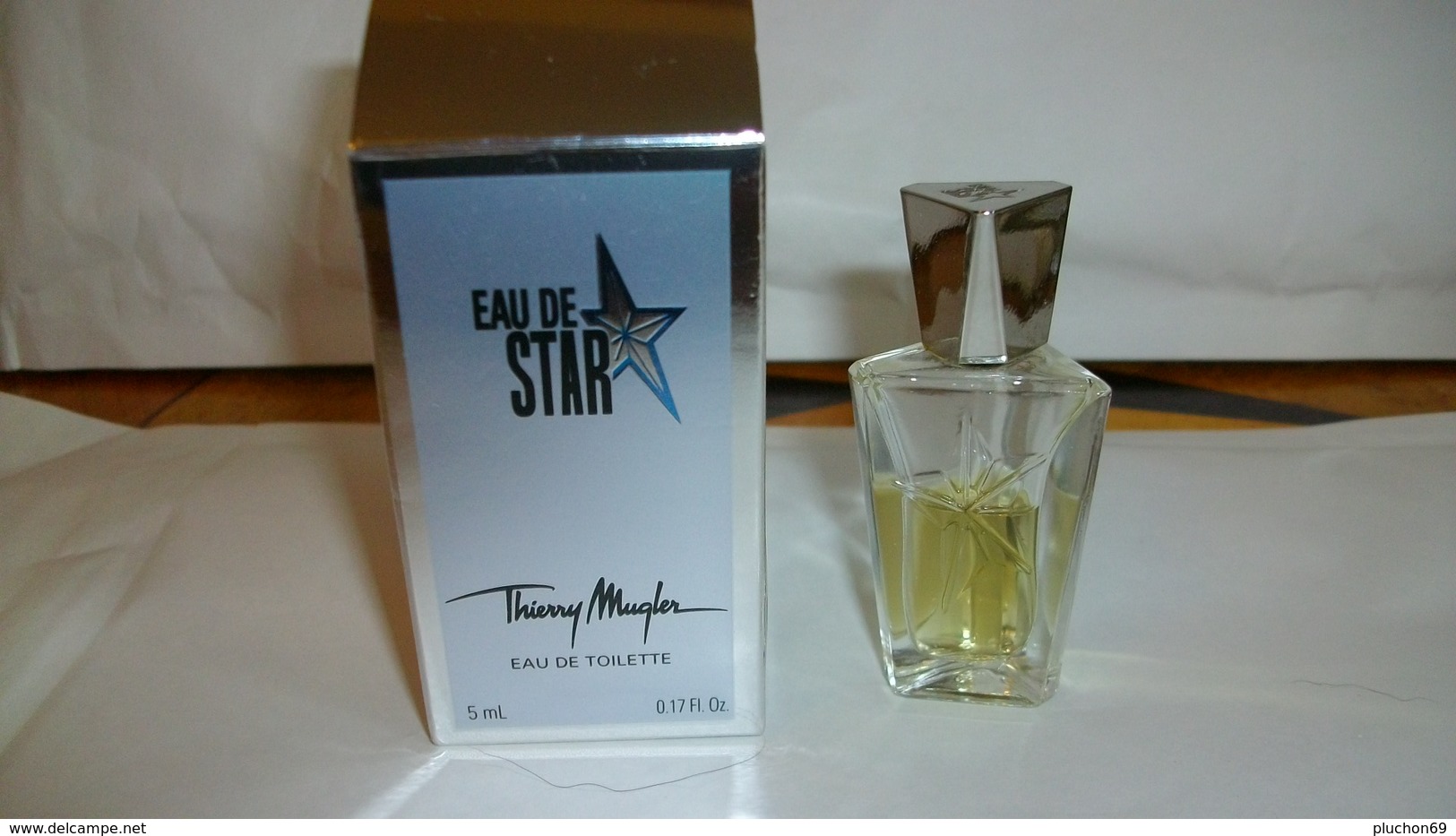 Miniature T.Mugler " Eau De Star   "  Eau De Toilette 5 Ml - Miniatures Womens' Fragrances (in Box)