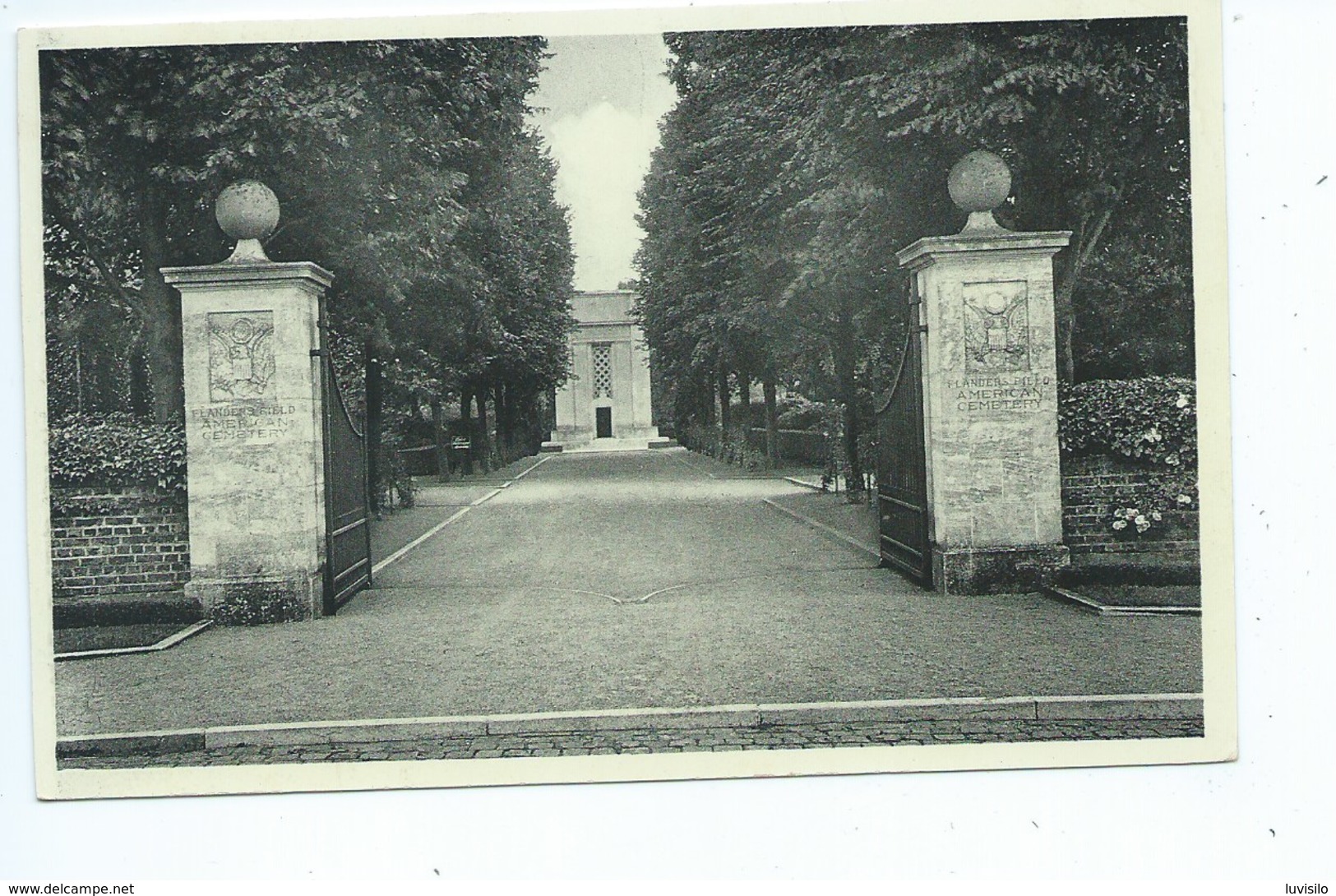 Waregem American Cemetery - Waregem